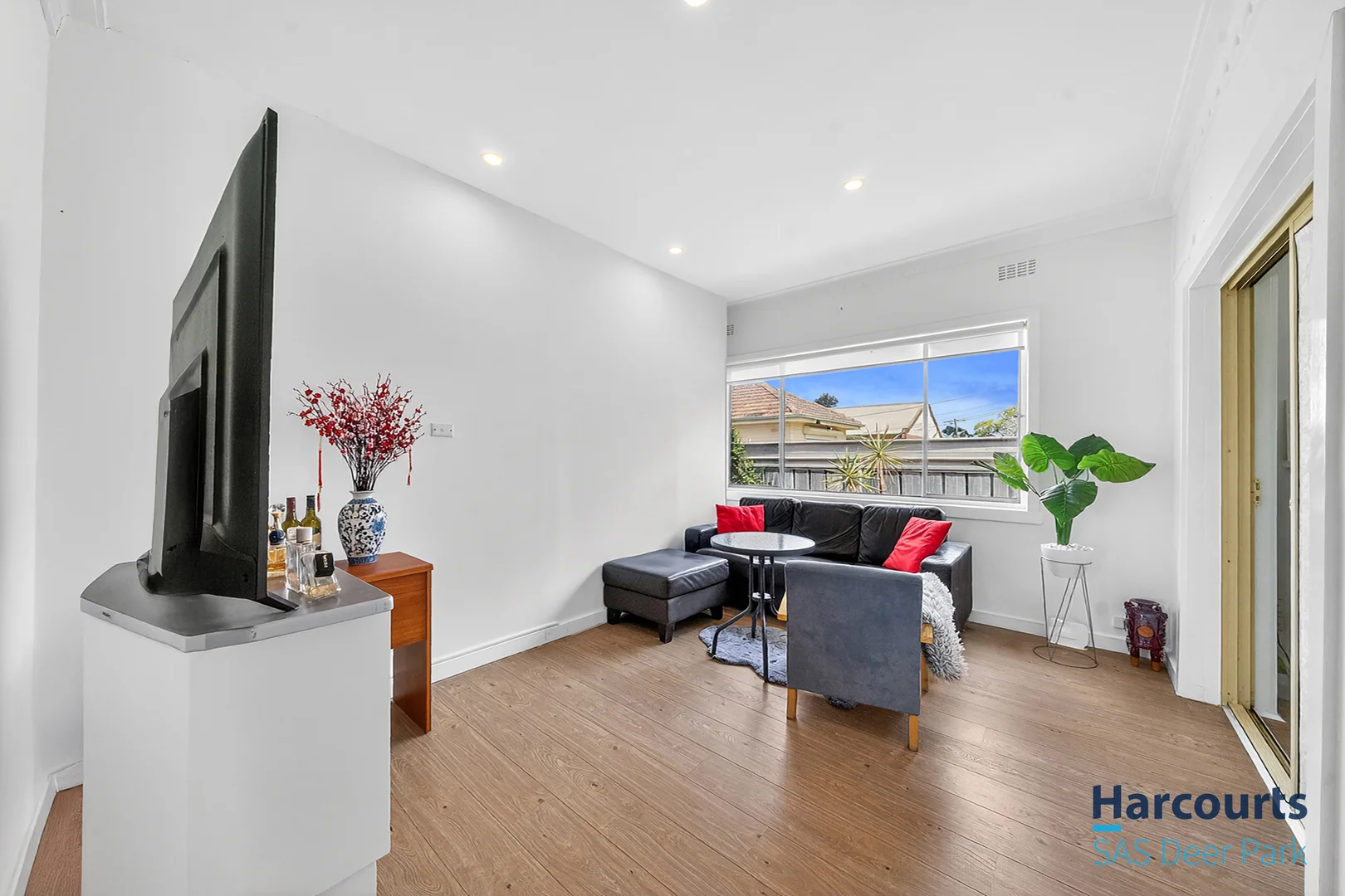 Additional image 9 of 1/54 East Esplanade, St Albans VIC 3021