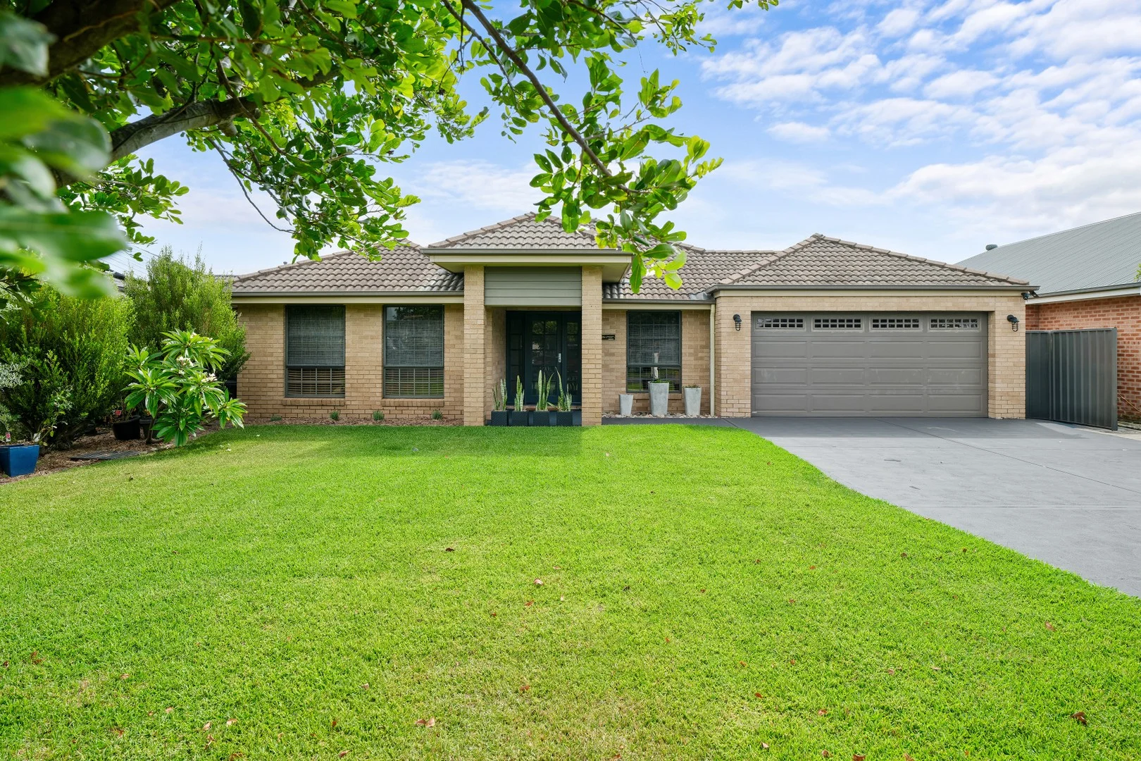 10 Oimara Street, Fern Bay NSW 2295