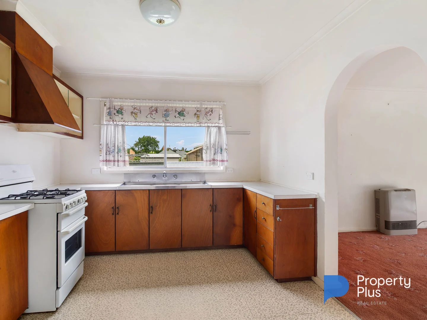 Additional image 3 of 2/28 Neale Street, Kennington VIC 3550