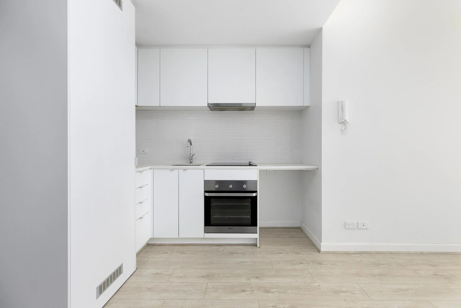 Additional image 3 of 8/108 Maribyrnong Road, Moonee Ponds VIC 3039