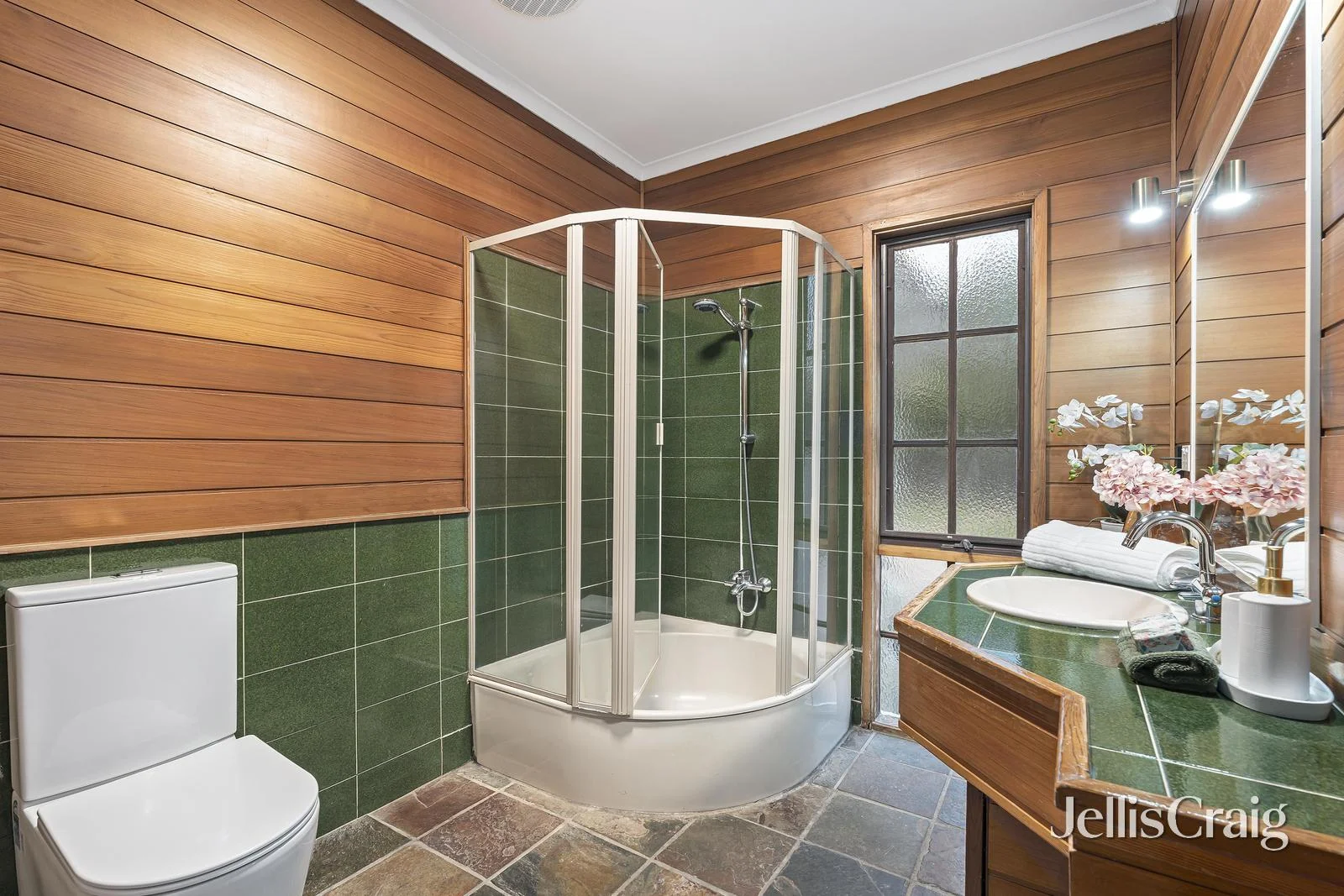 Additional image 10 of 124 Wantirna Road, Ringwood VIC 3134