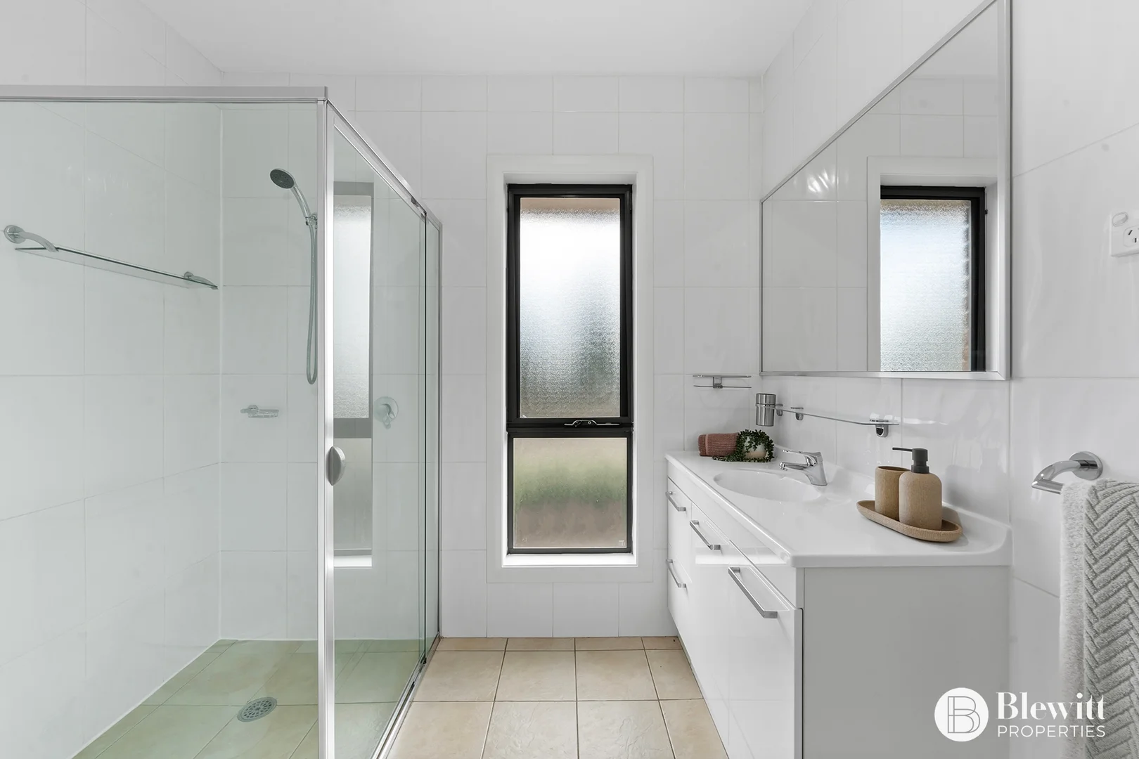 Additional image 20 of 28 Stringybark Drive, Jerrabomberra NSW 2619