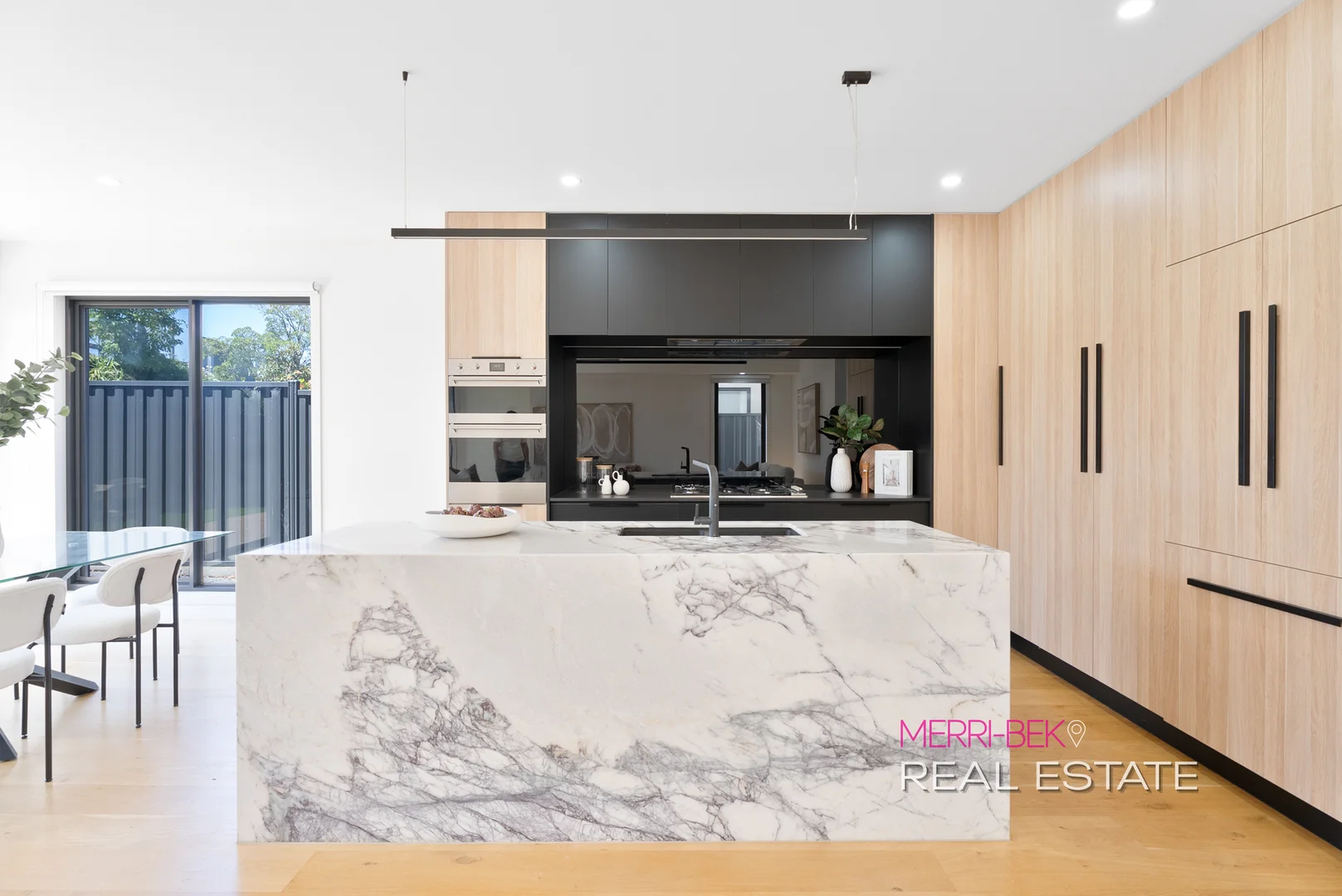 Additional image 2 of 46 Roland Avenue, Strathmore VIC 3041