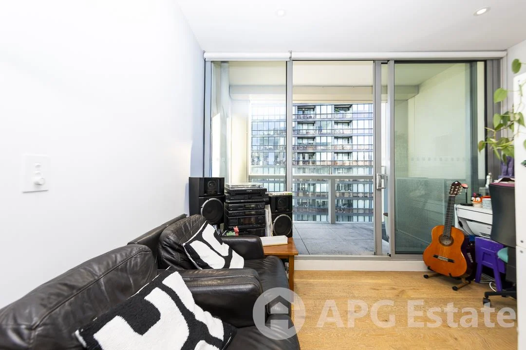 Additional image 3 of 1402W/888 Collins Street, Docklands VIC 3008