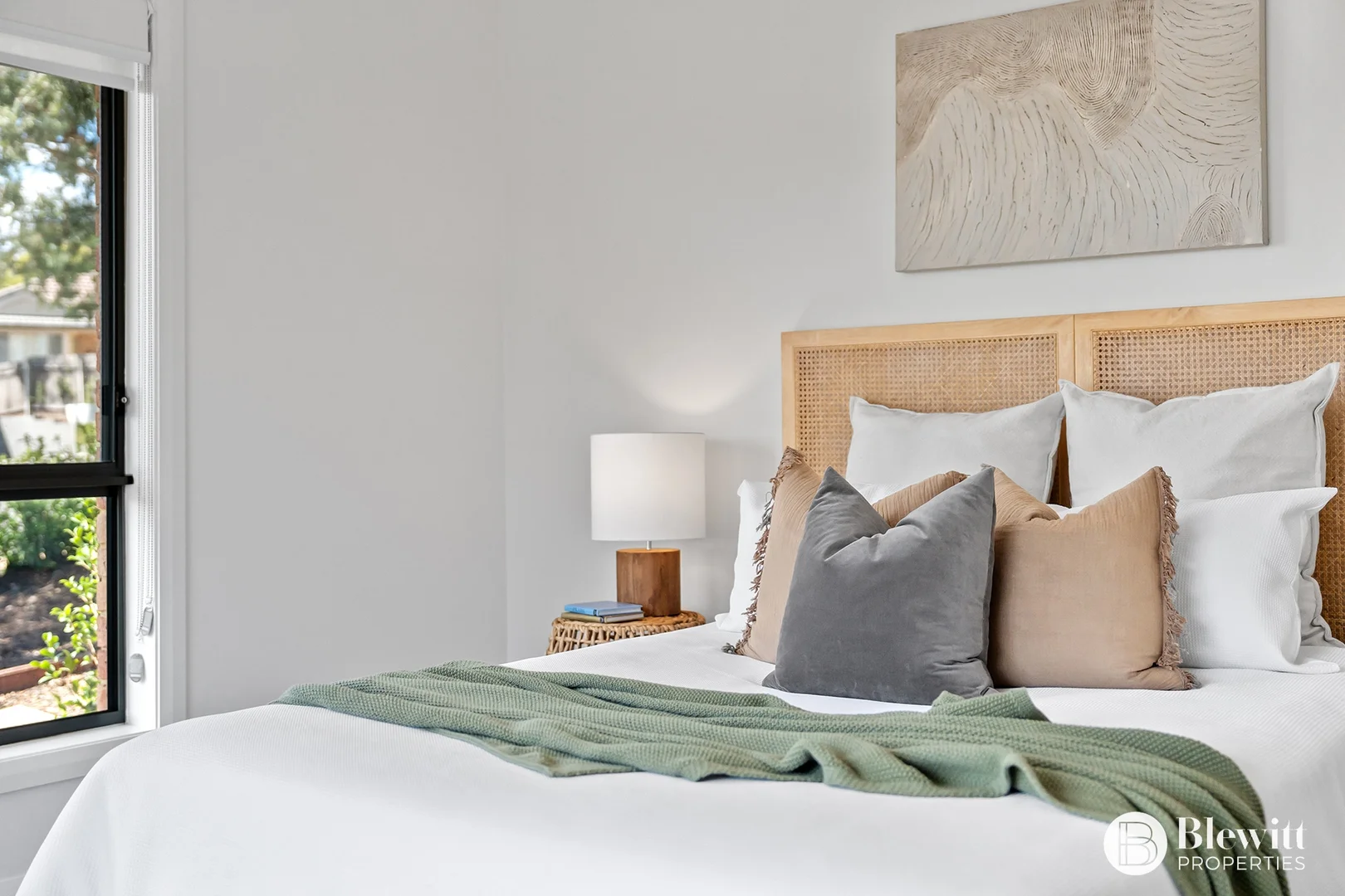 Additional image 18 of 28 Stringybark Drive, Jerrabomberra NSW 2619