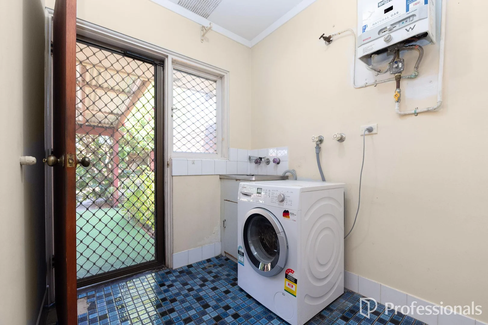 Additional image 12 of 387 Coode Street, Dianella WA 6059