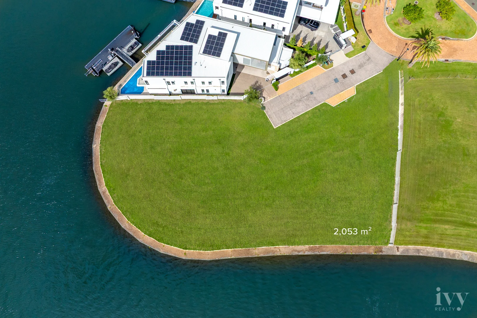 Additional image 9 of 3/11 Regents Court, Sovereign Islands QLD 4216