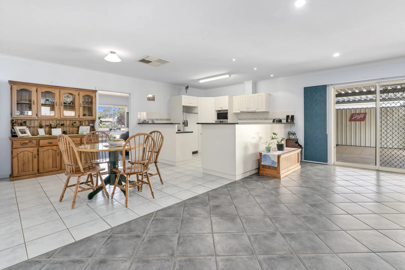 Additional image 4 of 243 Twentyfirst Street, Renmark SA 5341
