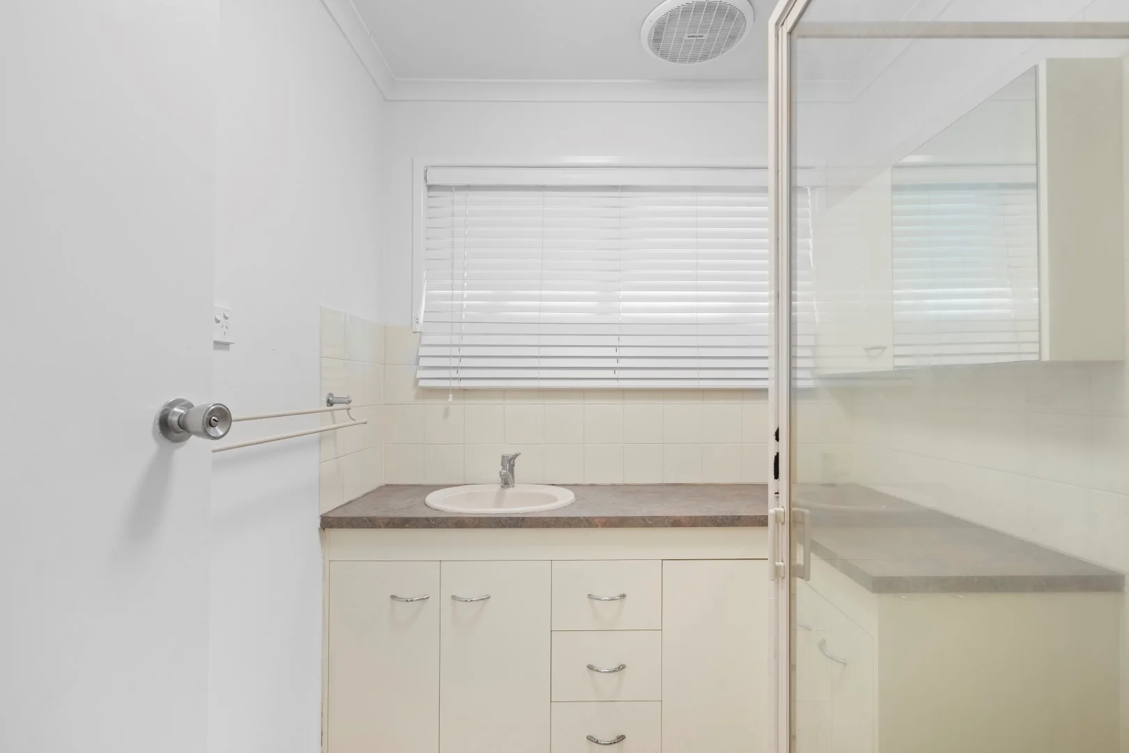 Additional image 3 of 2 Tarana Avenue, Thagoona QLD 4306