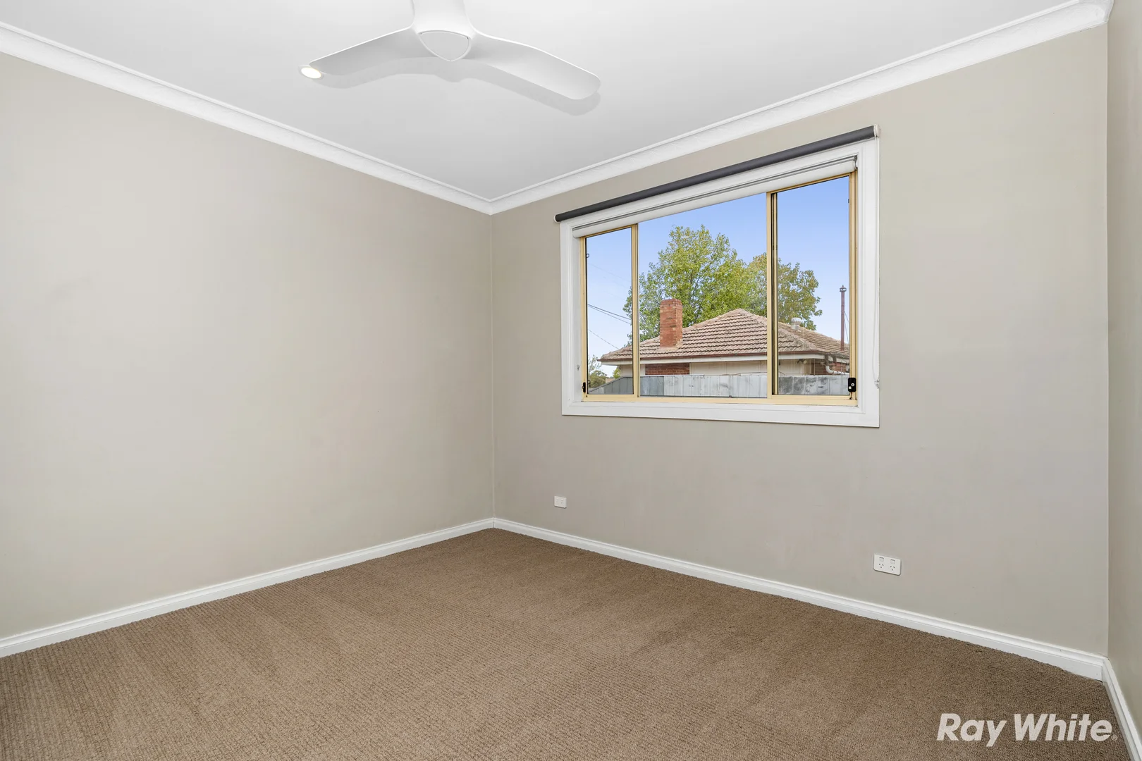 Additional image 9 of 17 Charleville Road, Turvey Park NSW 2650