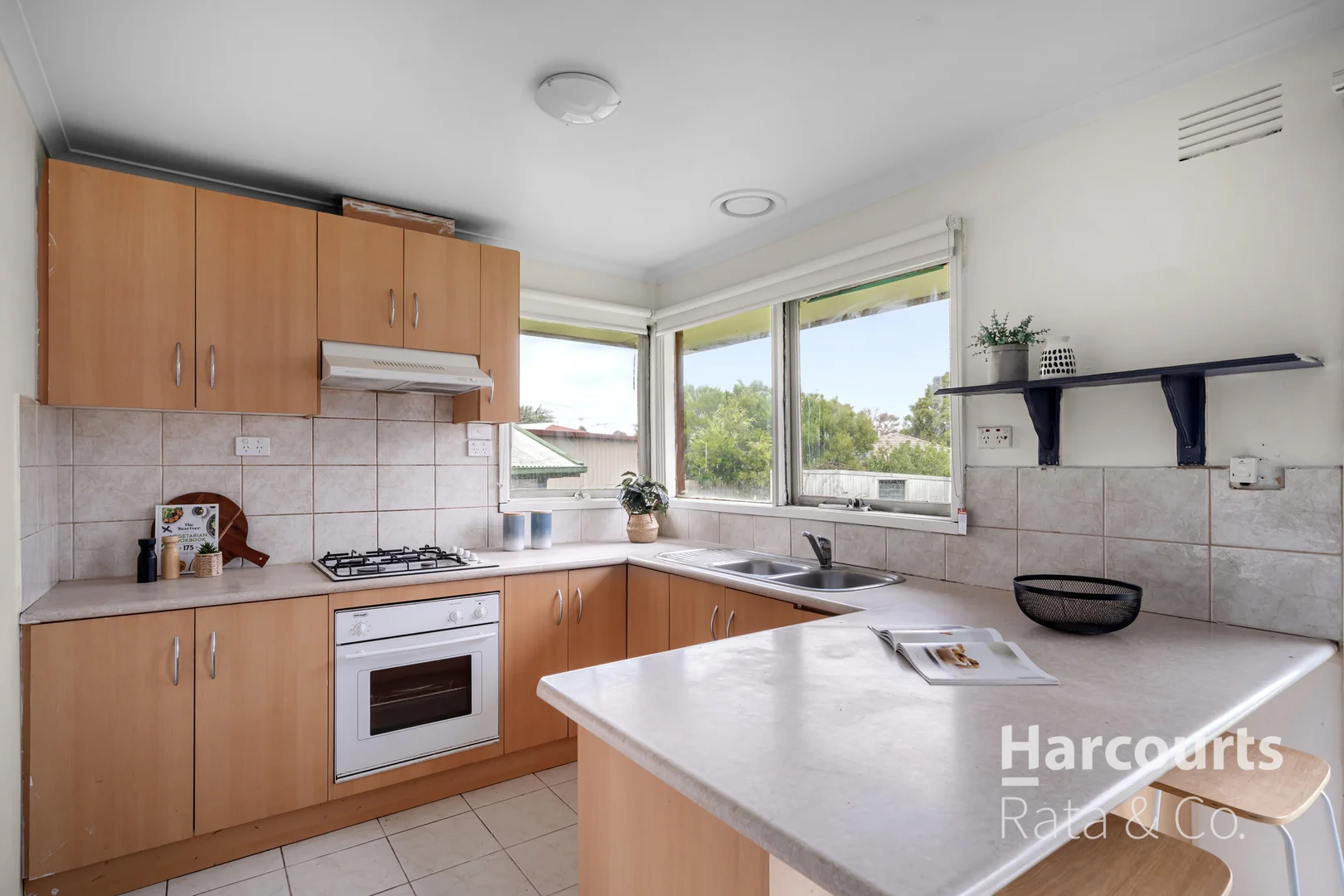 Additional image 5 of 2 Hampton Court, Thomastown VIC 3074