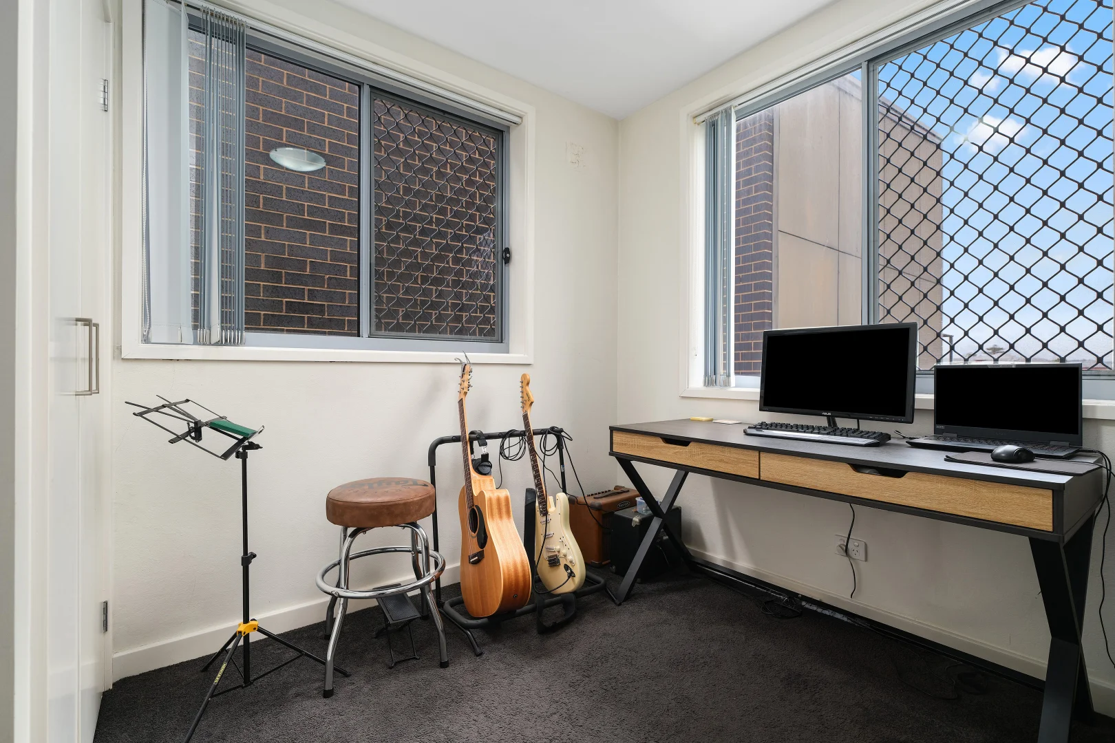 Additional image 7 of 10/40 Nesca Parade, The Hill NSW 2300