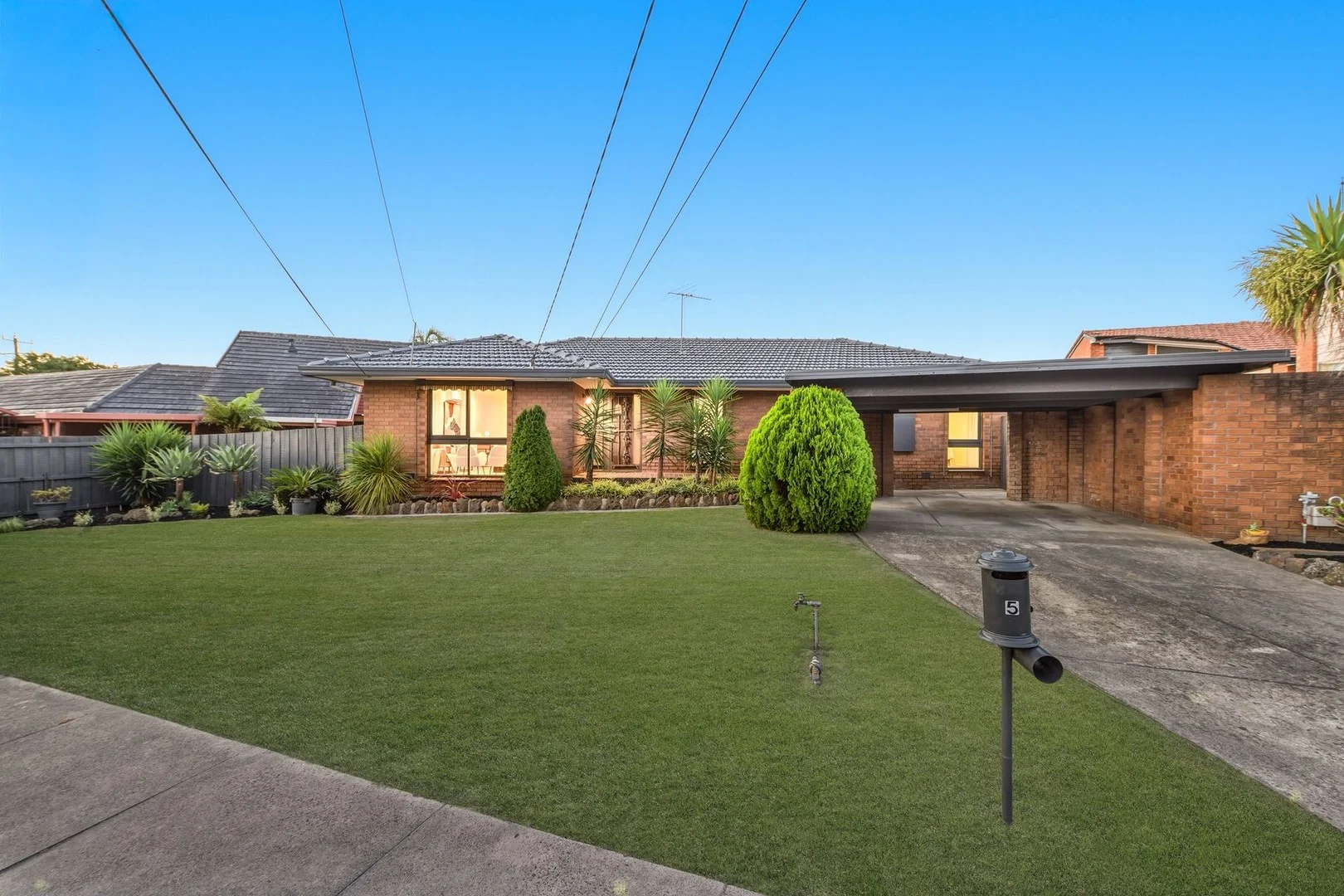 5 Glenthorne Drive, Keysborough VIC 3173