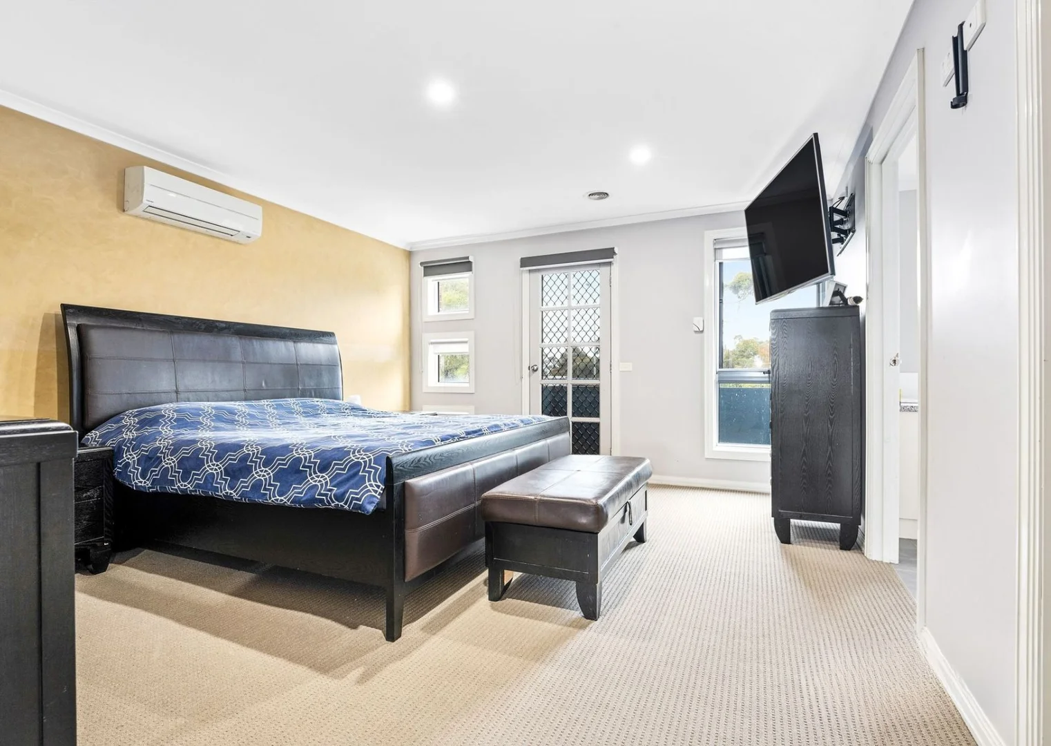 Additional image 2 of 2/173 Princes Highway, Werribee VIC 3030