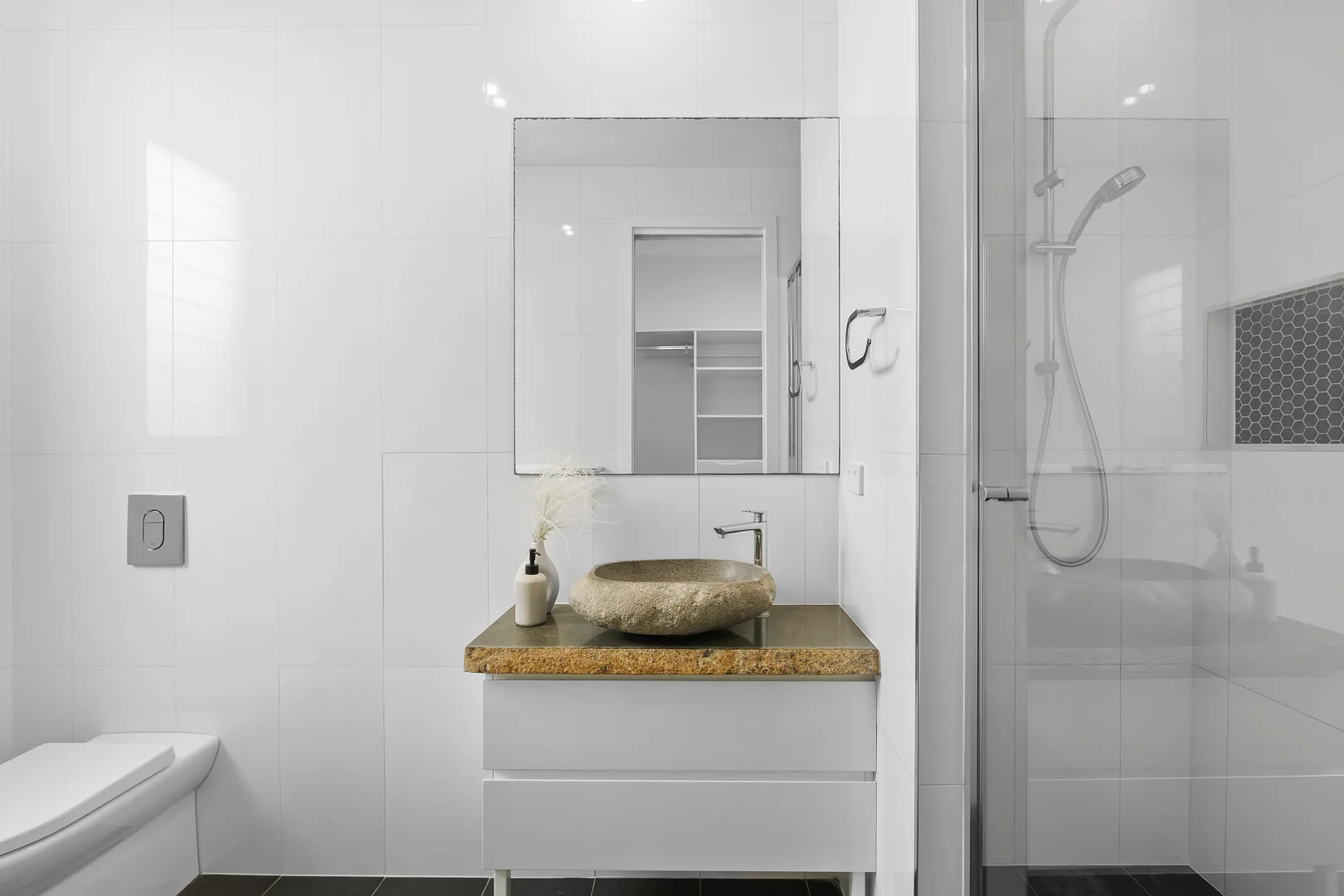 Additional image 11 of 19 Victoria Crescent, Toowong QLD 4066