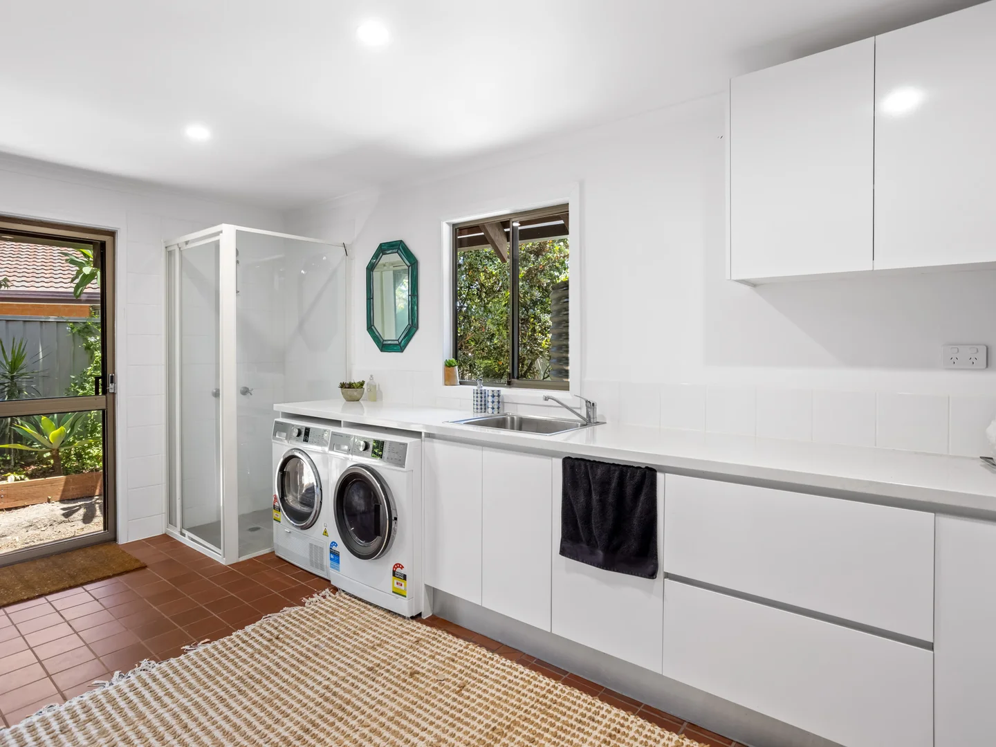 Additional image 38 of 6 Tyrone Avenue, Sorrento QLD 4217