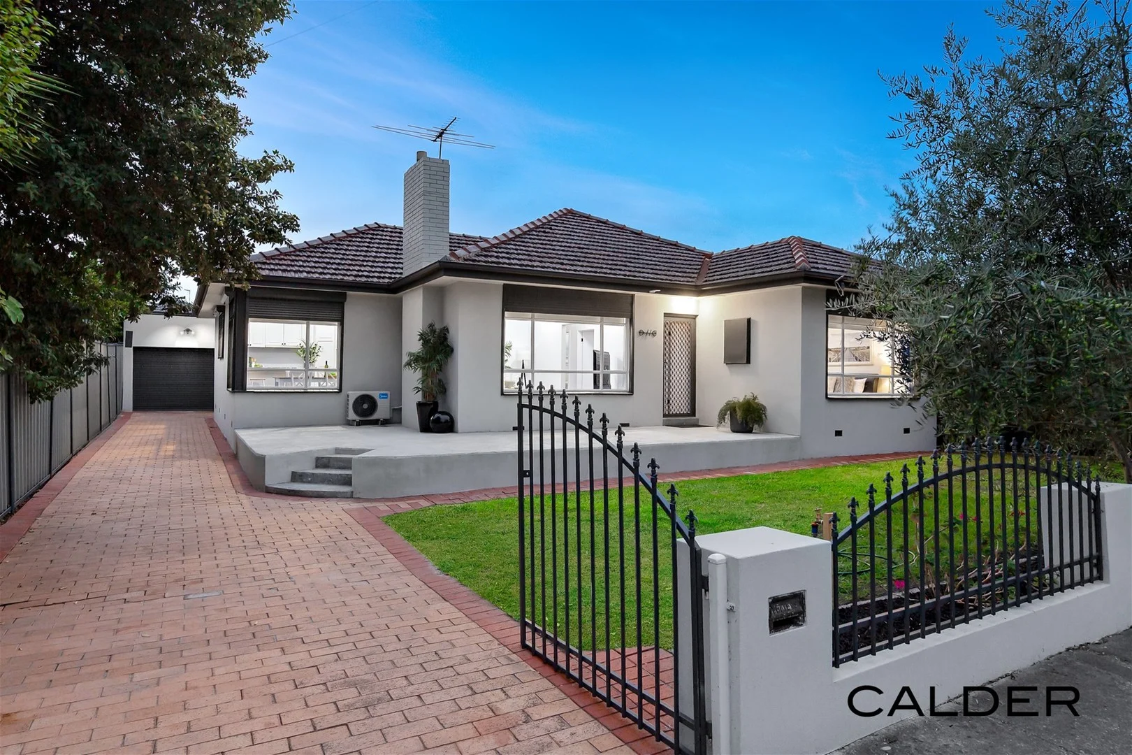 11 Compton Parade, Sunshine North VIC 3020