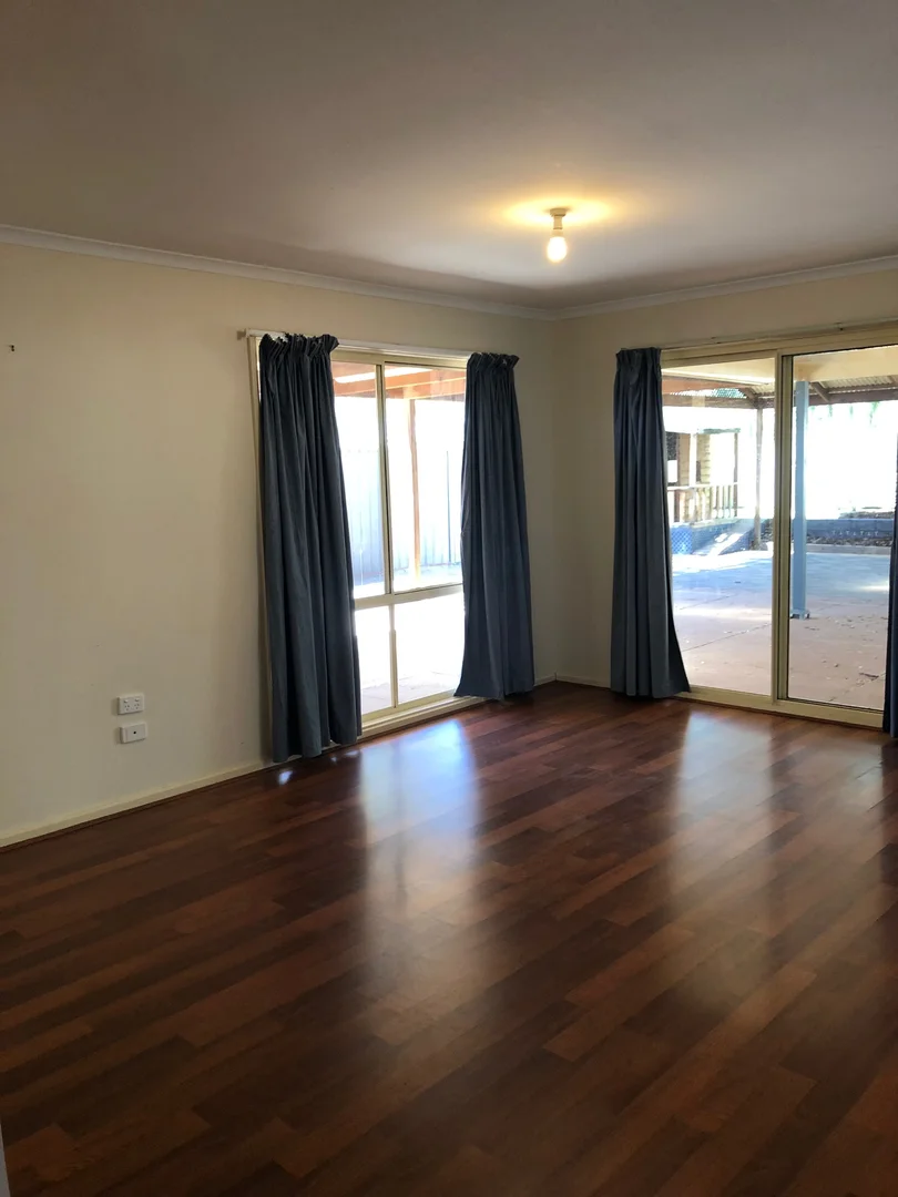 Additional image 9 of 45 Burgoyne St, Roxby Downs SA 5725