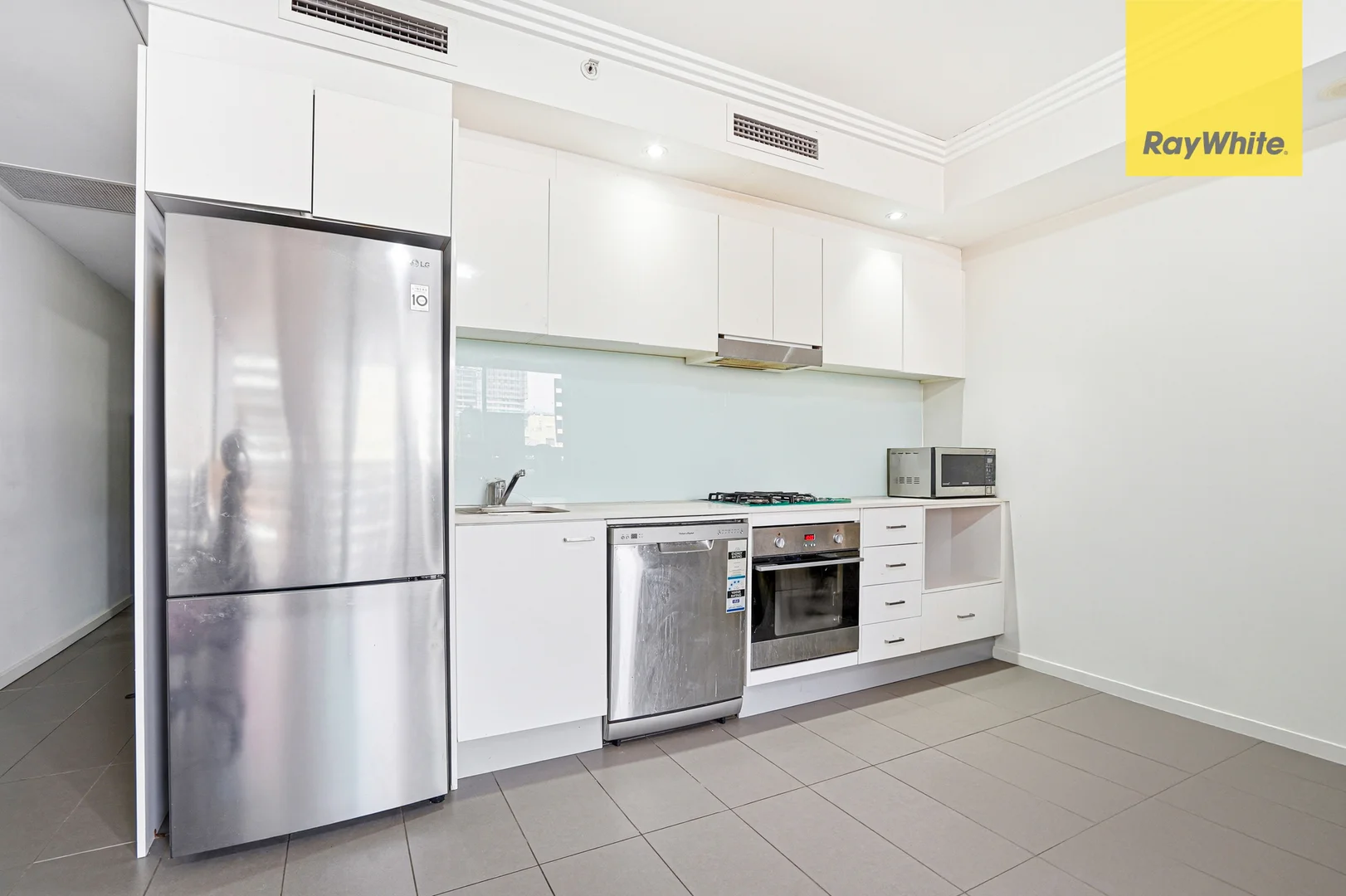 Additional image 3 of 401/36-46 Cowper Street, Parramatta NSW 2150