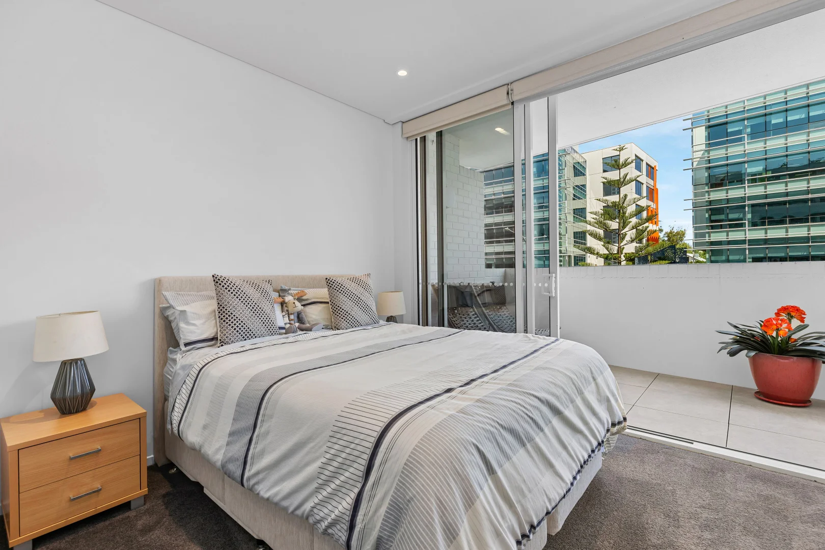 Additional image 8 of UNIT 205/25 Honeysuckle Drive, Newcastle NSW 2300