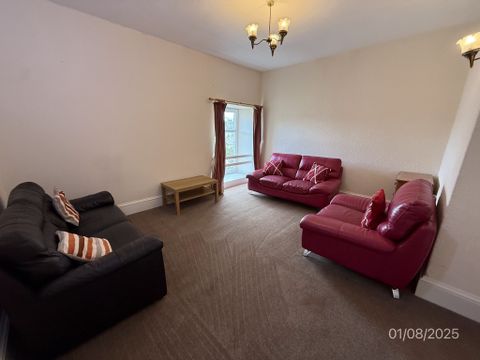 Bon Accord Street, Top Floor Right, Aberdeen AB11