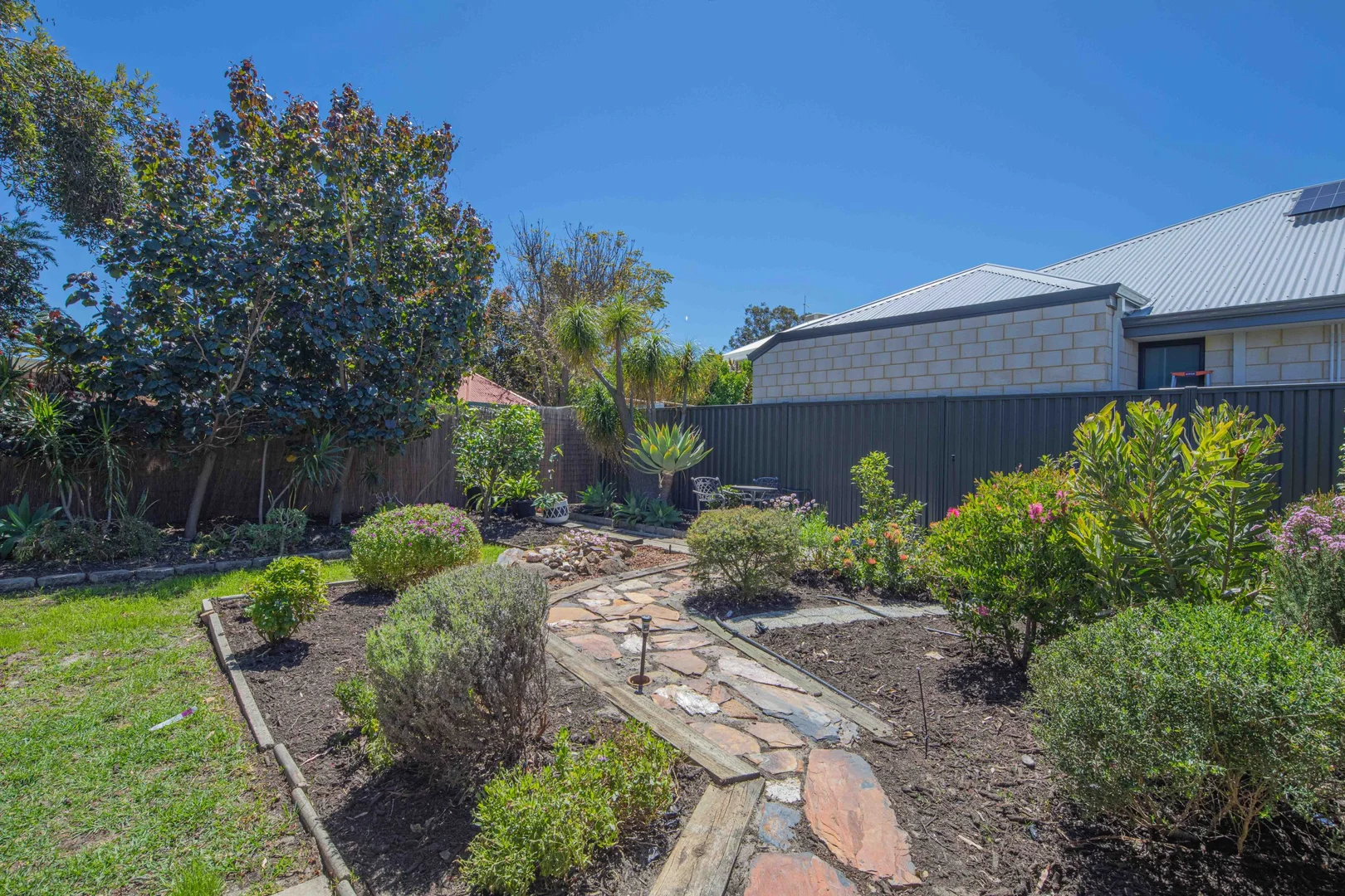 Additional image 25 of 32 Silvertop Terrace, Willetton WA 6155