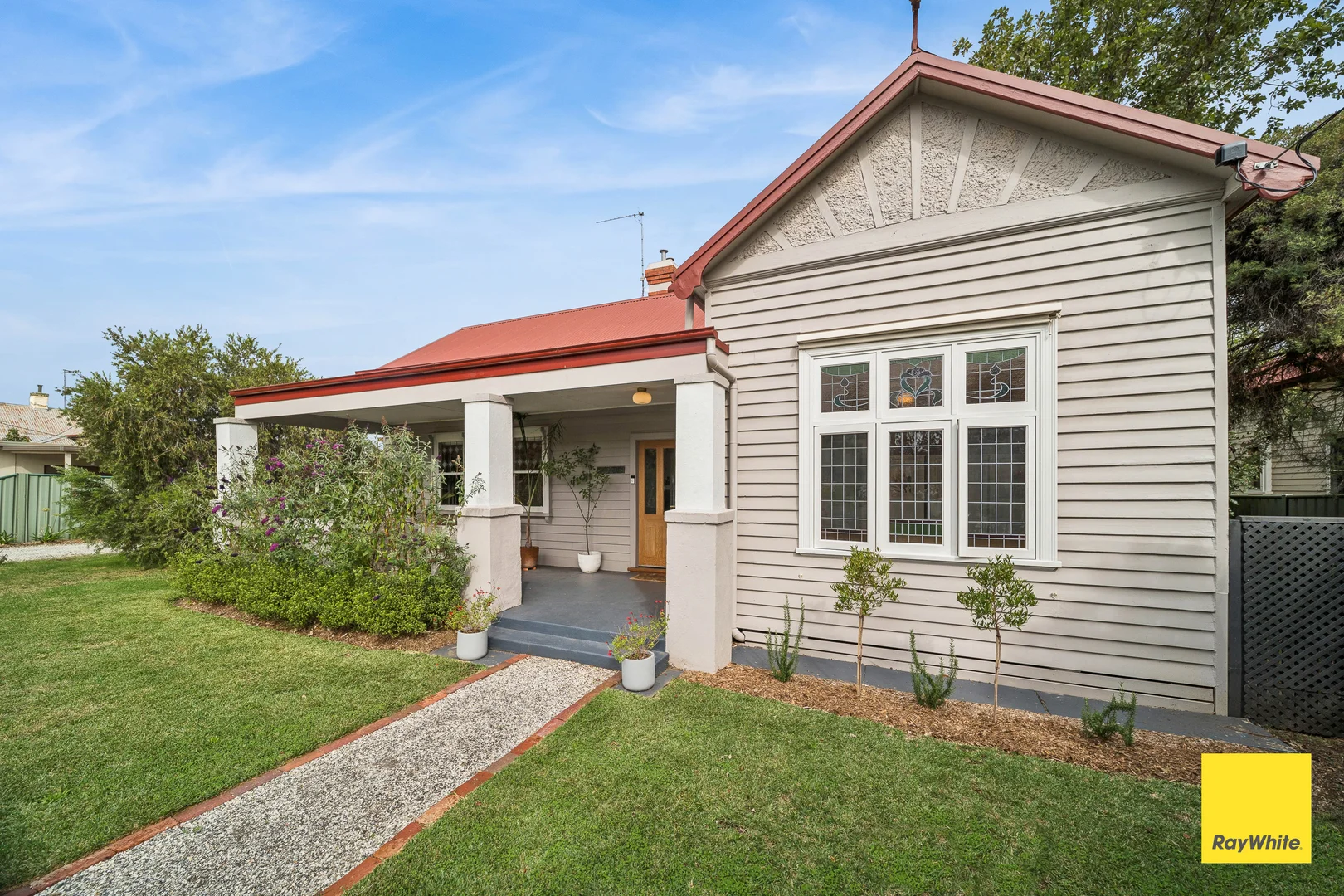 Additional image 2 of 64 Neale Street, Kennington VIC 3550