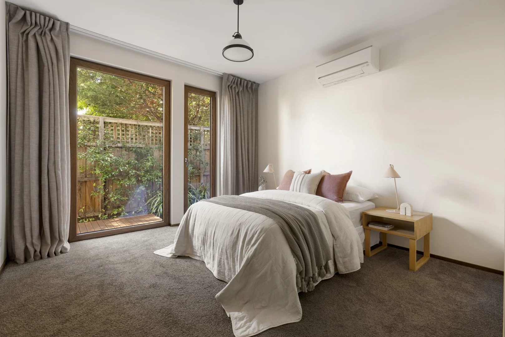 Additional image 5 of 24 Foam Street, Elwood VIC 3184