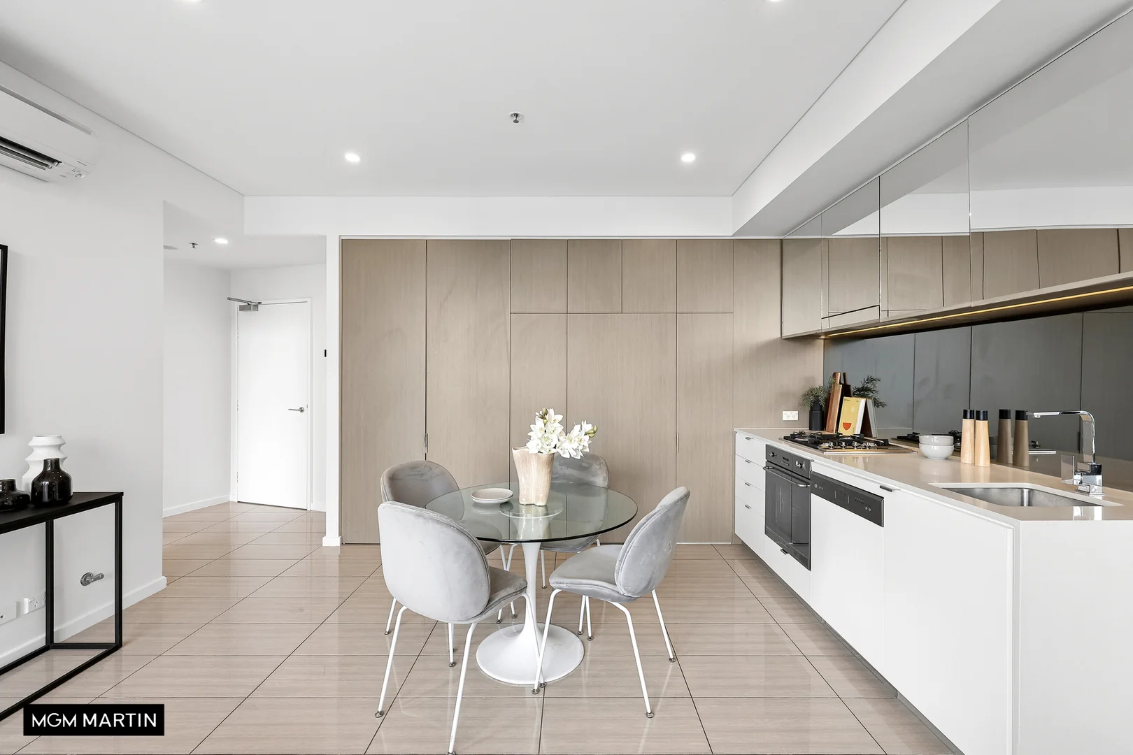 Additional image 4 of 870/2 Cooper Place, Zetland NSW 2017