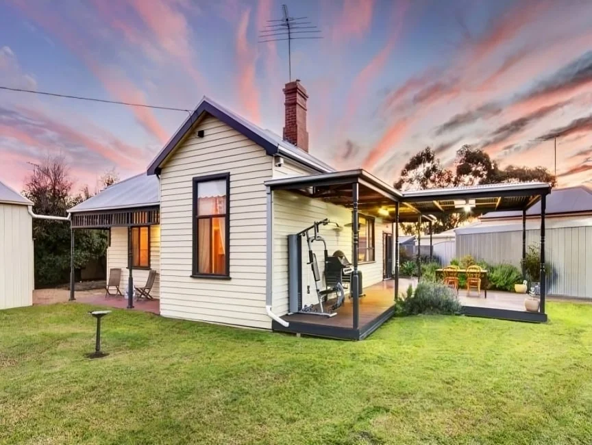 76 Breakwater Road, Breakwater VIC 3219