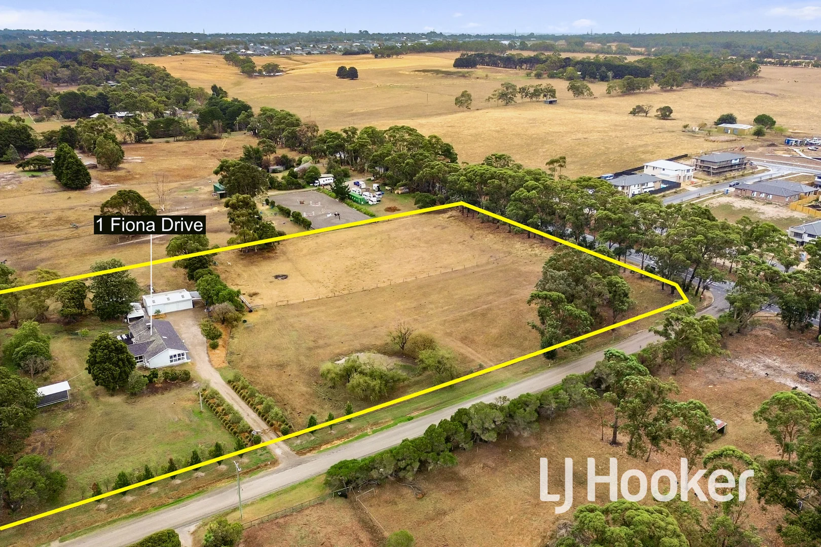 Additional image 23 of 1 Fiona Drive, Cranbourne South VIC 3977