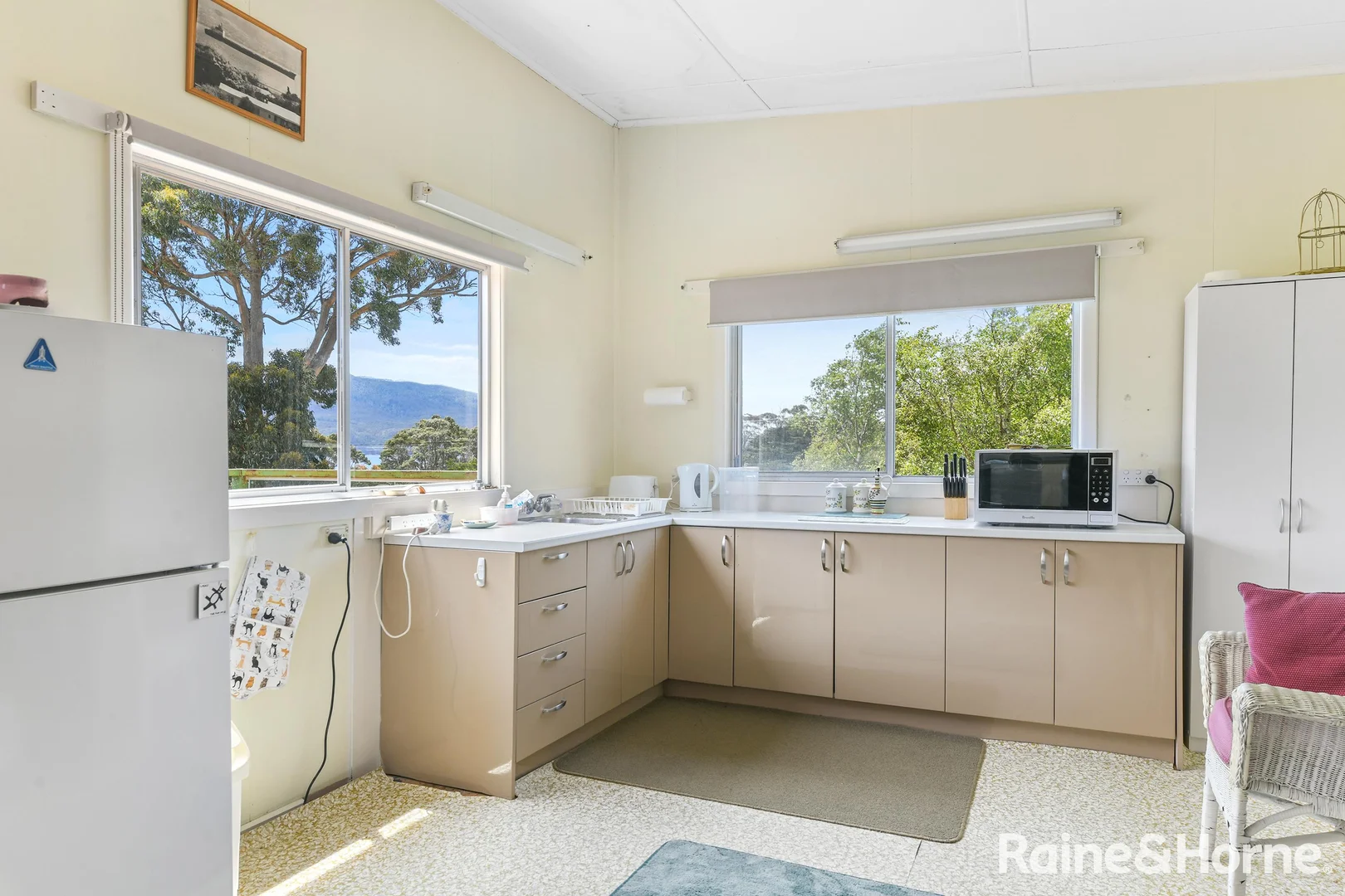 Additional image 8 of 19 Tasmans Arch Road, Eaglehawk Neck TAS 7179