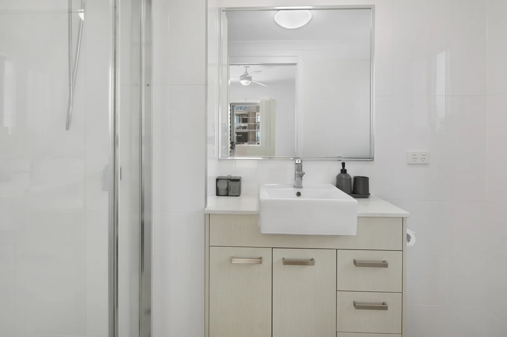 Additional image 7 of 4/12 Drayton Terrace, Wynnum QLD 4178