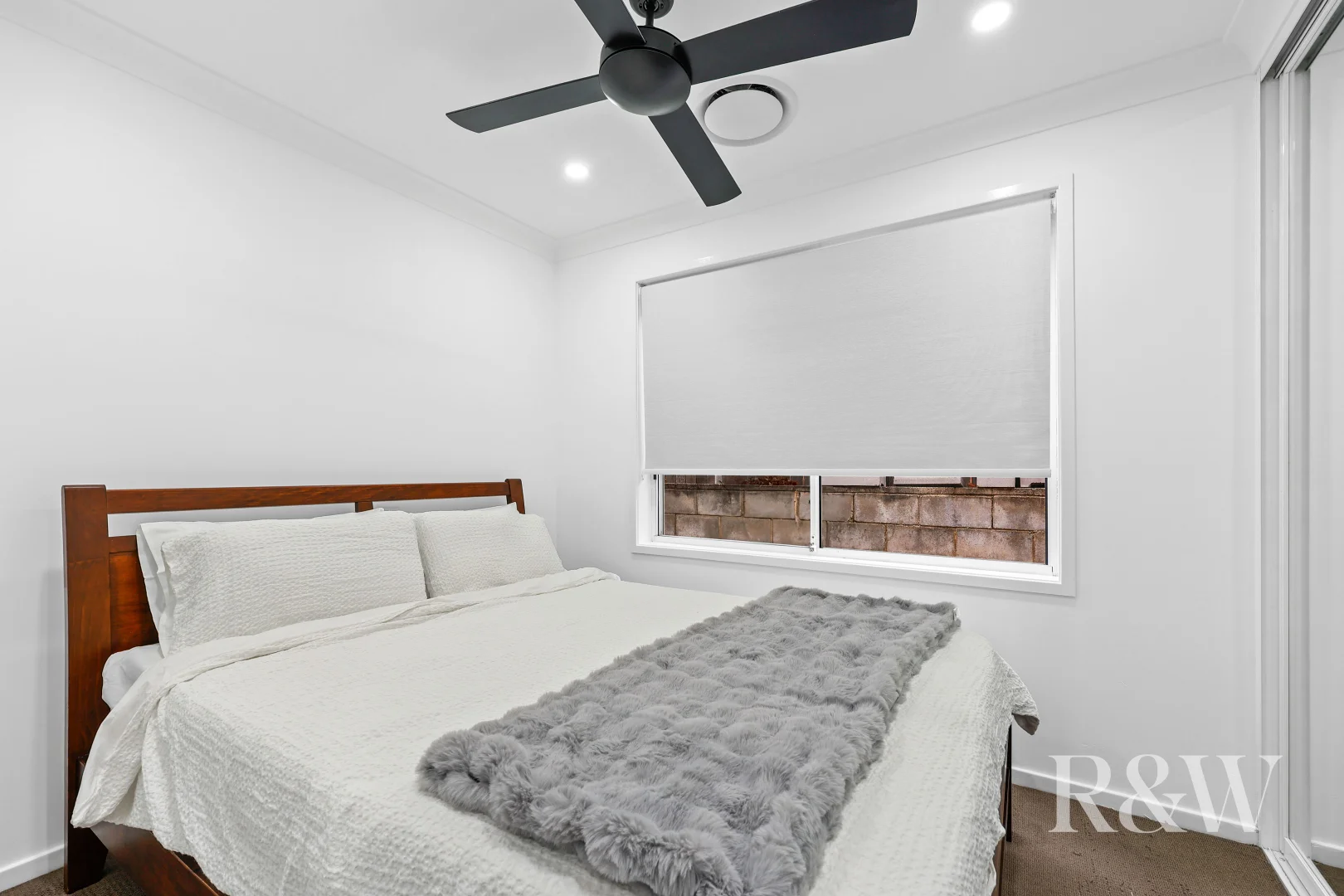 Additional image 8 of 50 DOWNES CRESCENT, Currans Hill NSW 2567