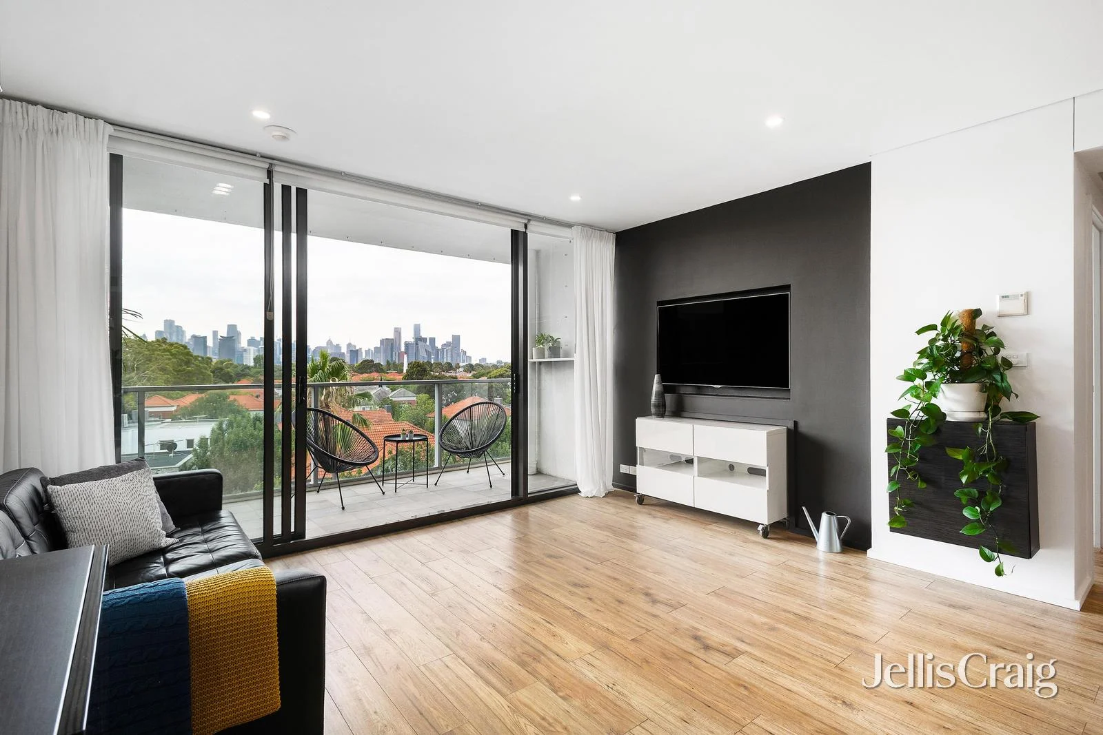 Additional image 14 of 302/159 Beach Street, Port Melbourne VIC 3207