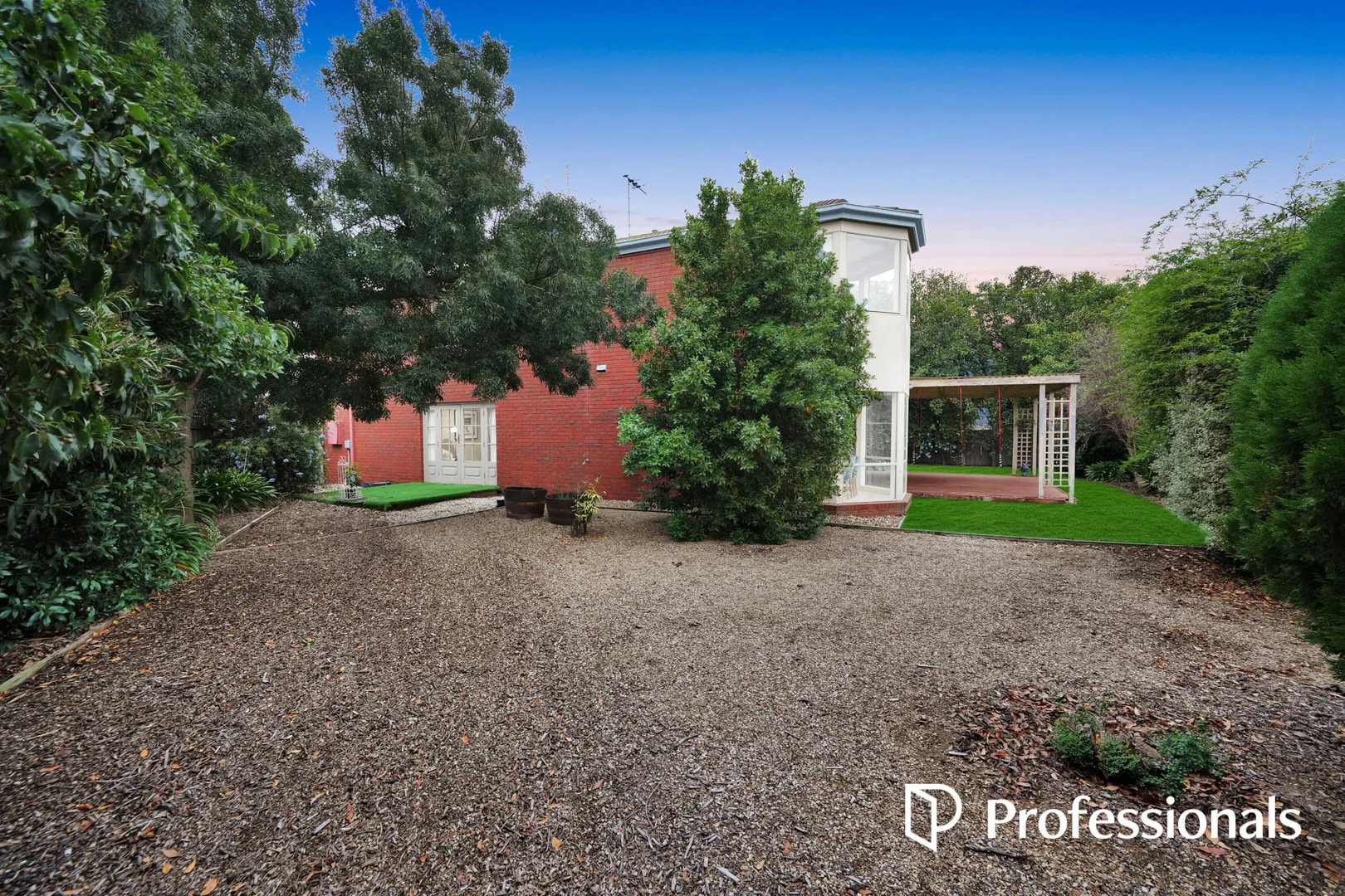 Additional image 23 of 12 Wolsely Close, Werribee VIC 3030