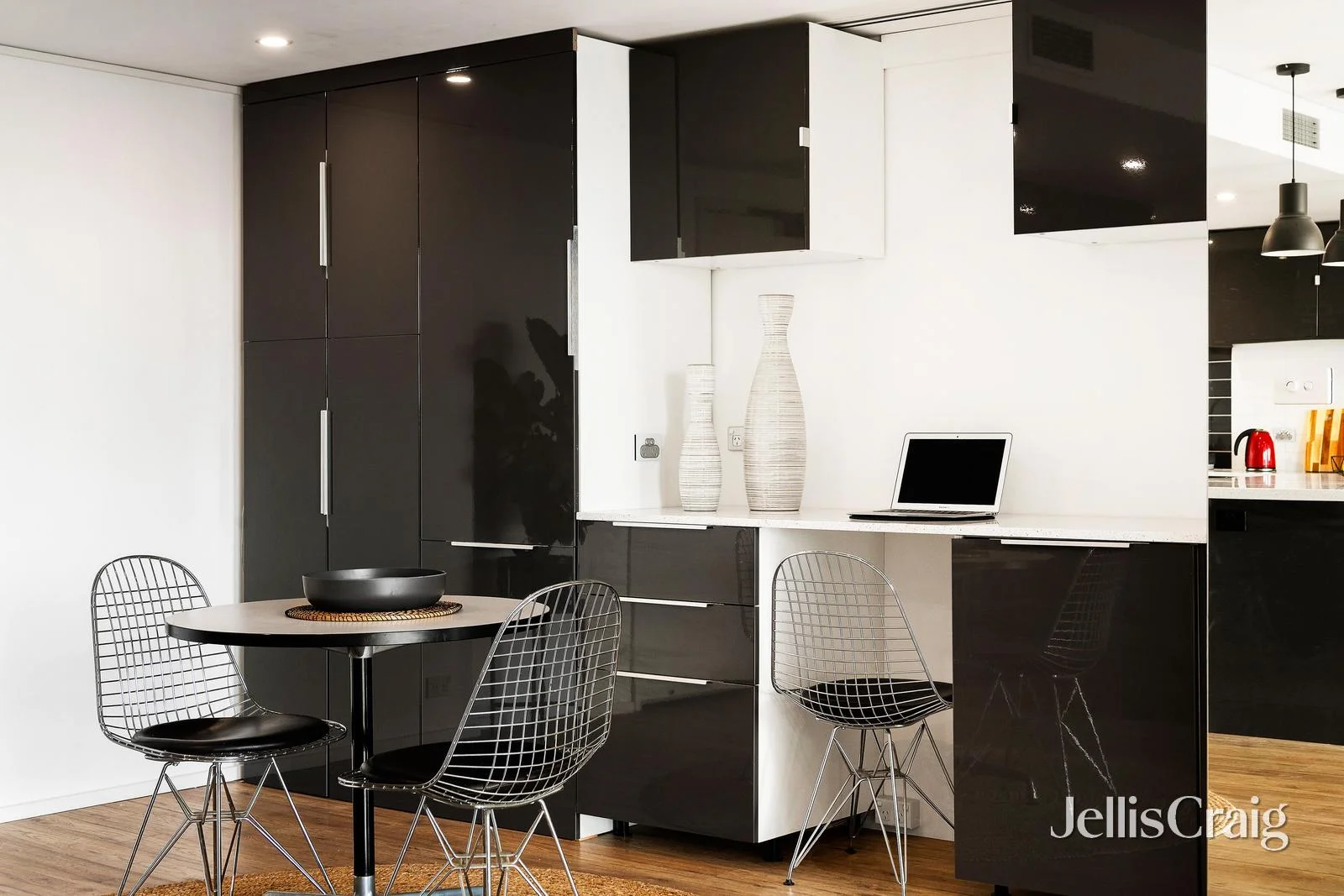 Additional image 13 of 302/159 Beach Street, Port Melbourne VIC 3207