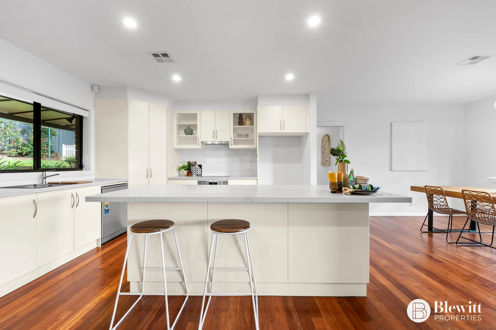 Additional image 9 of 28 Stringybark Drive, Jerrabomberra NSW 2619