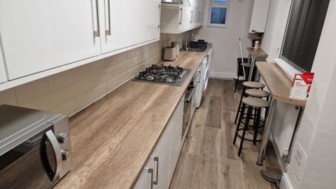 Winifred Avenue, Earlsdon, Coventry CV5, Room to rent