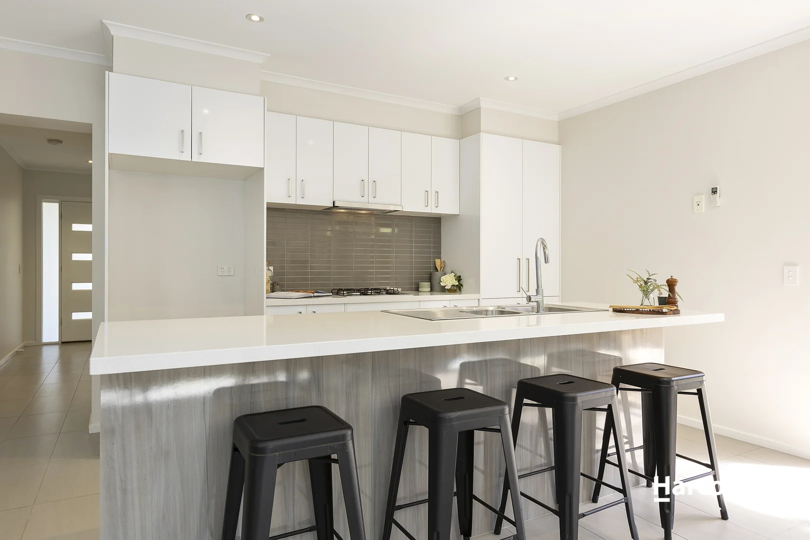 Additional image 2 of 2A Weeroona Avenue, Hamlyn Heights VIC 3215