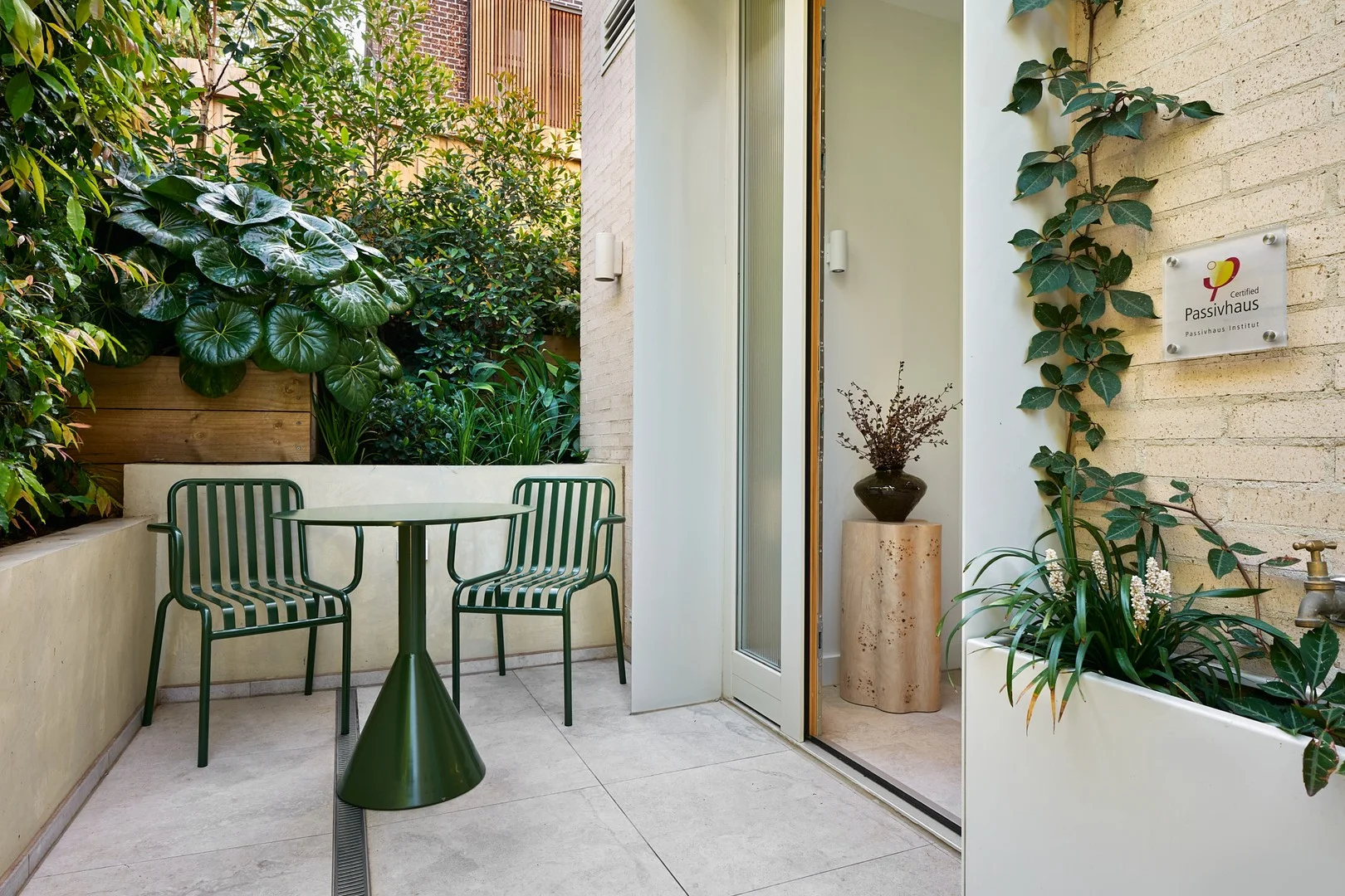 8/360 Auburn Road, Hawthorn VIC 3122