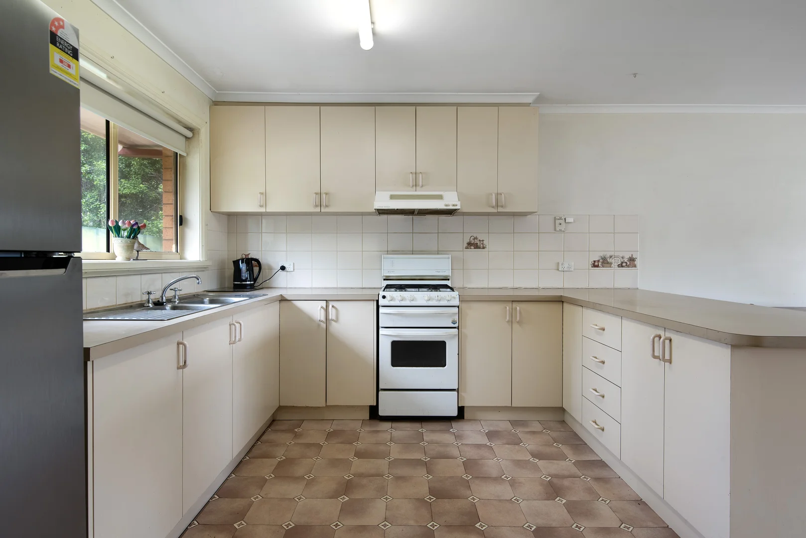Additional image 7 of 2/28 Berkeley Street, Castlemaine VIC 3450
