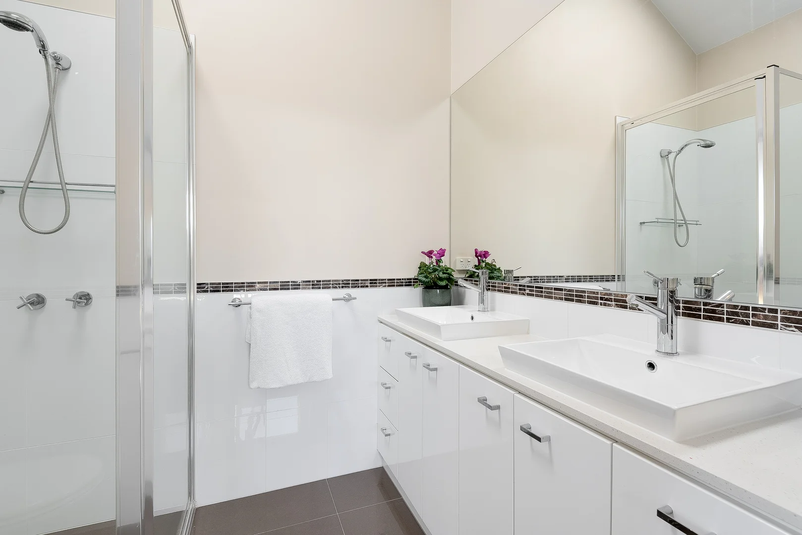 Additional image 7 of 1/14 Mary Street, Hamlyn Heights VIC 3215