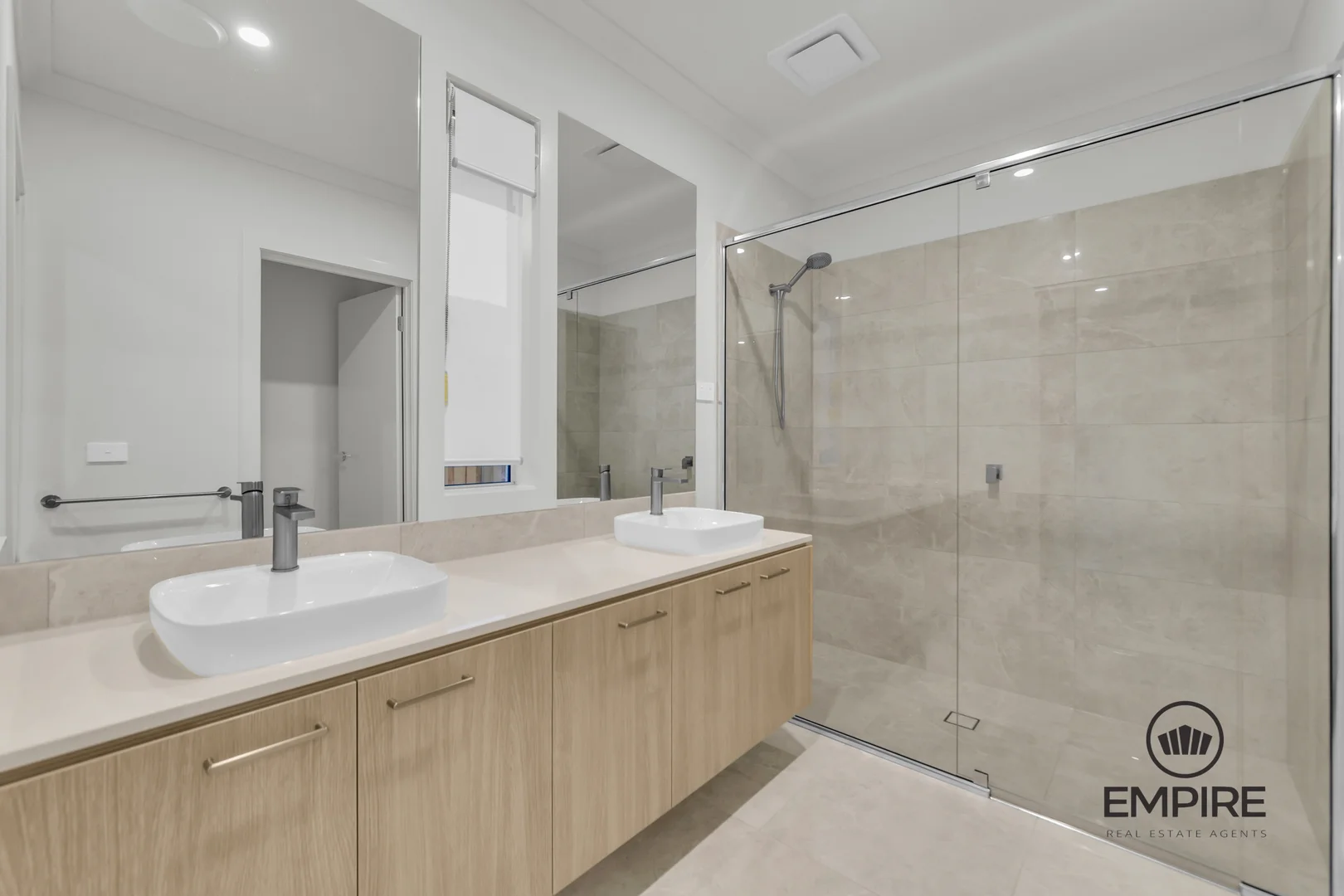 Additional image 12 of 139 Yeungroon Boulevard, Clyde North VIC 3978