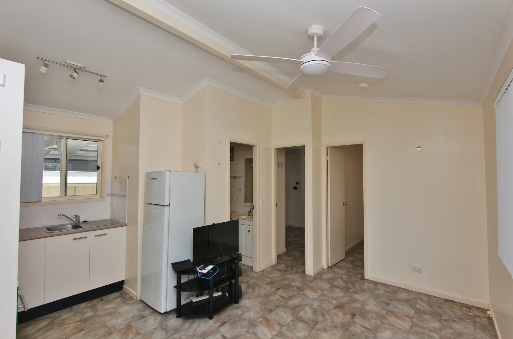 Additional image 5 of 2/2 Arnott Street, Laurieton NSW 2443