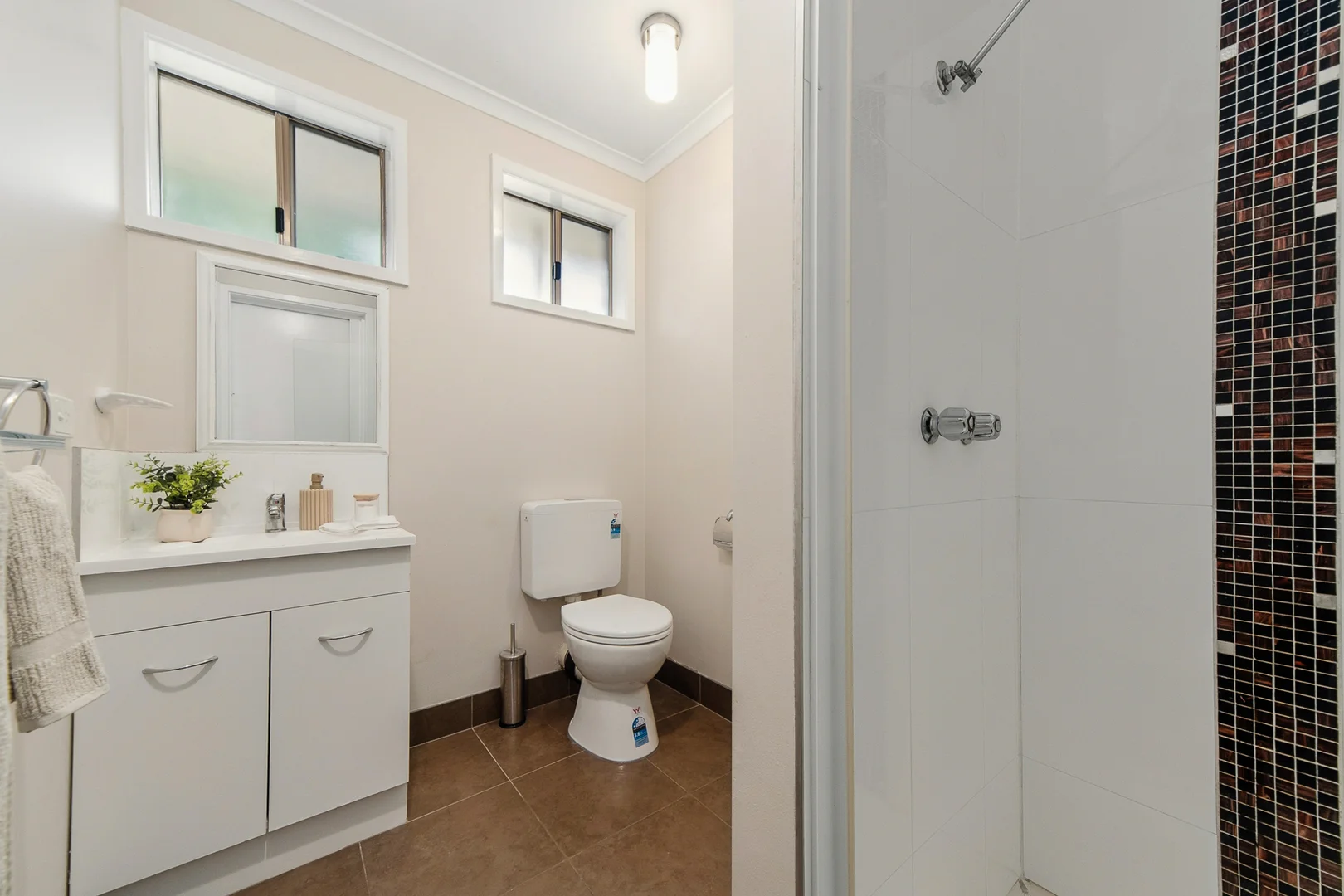 Additional image 14 of 4 Alter Court, Skye VIC 3977