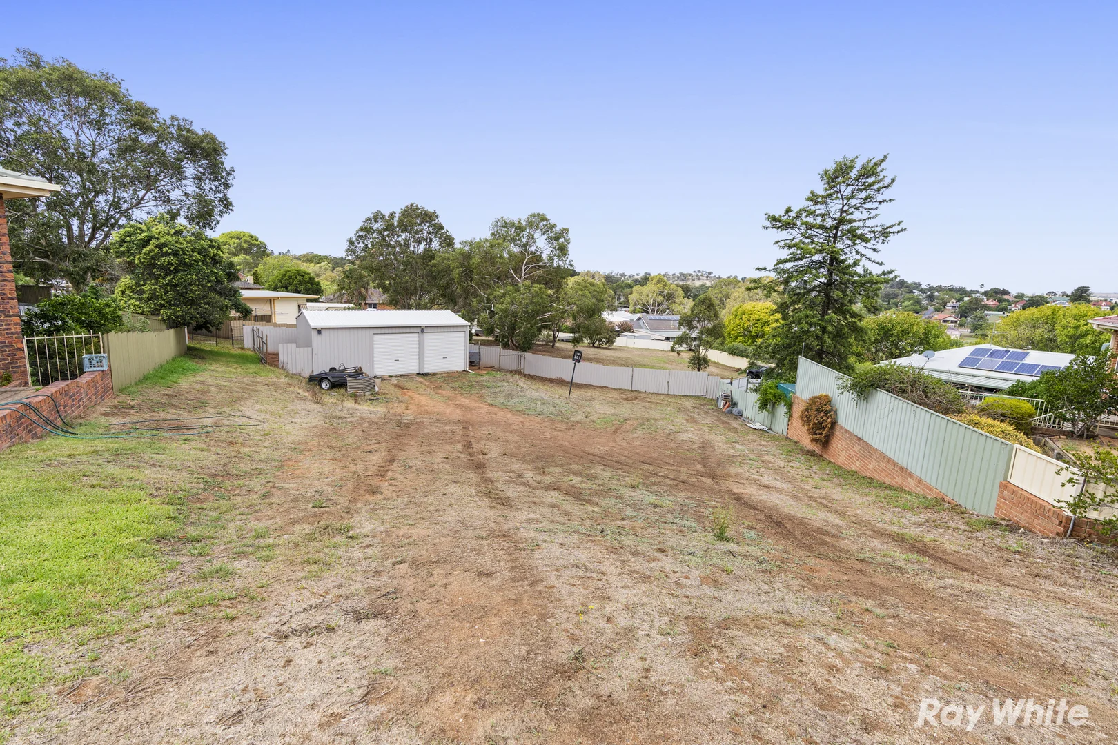 Additional image 2 of 18 Melaleuca Place, Junee NSW 2663
