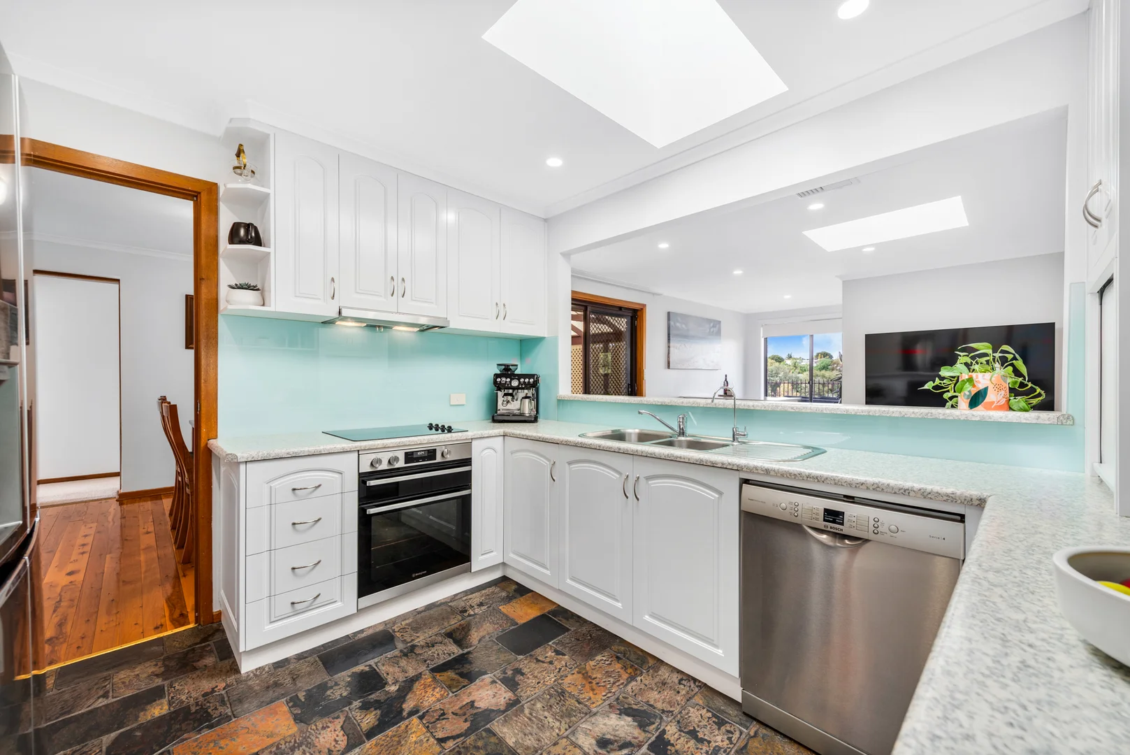 Additional image 10 of 46 Capella Drive, Hallett Cove SA 5158