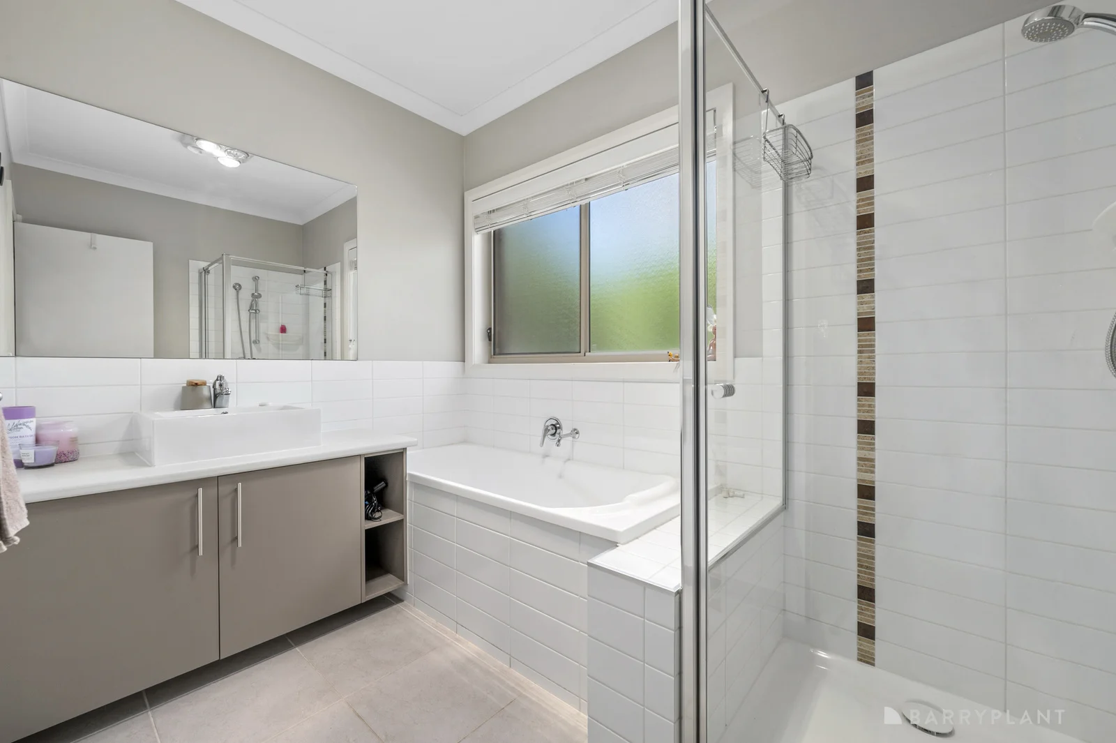 Additional image 10 of 9 Saltbush Crescent, Brookfield VIC 3338