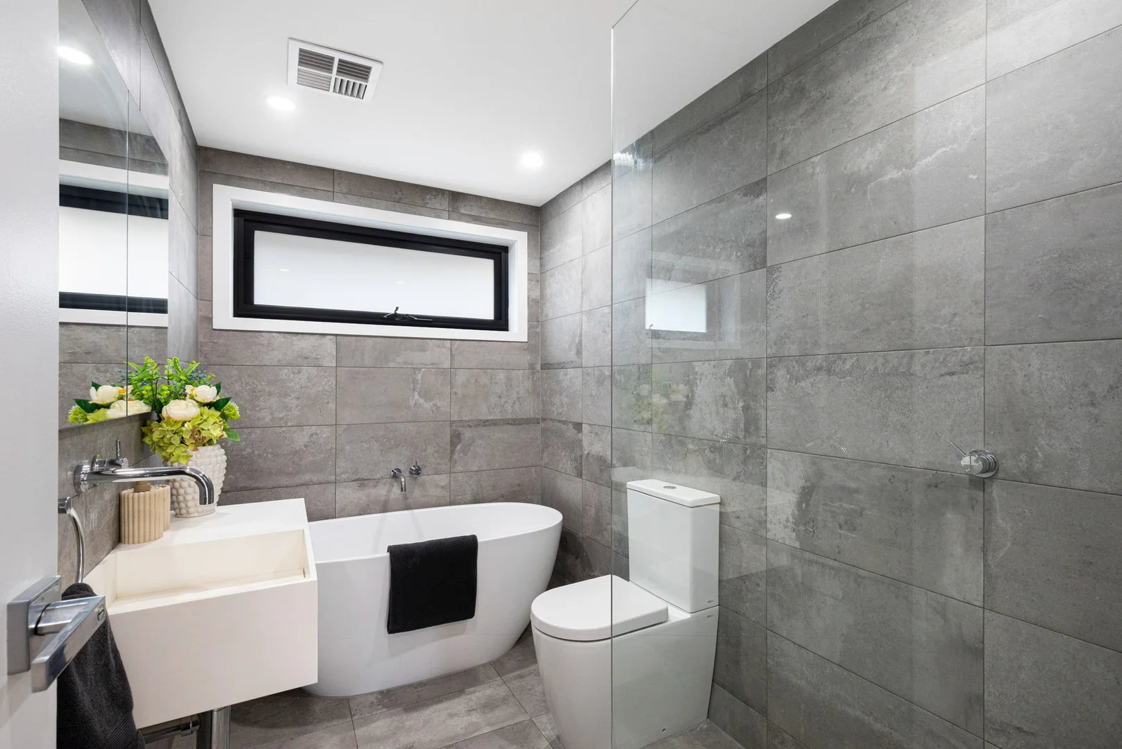 Additional image 9 of 1/4 Wannan Court, Clayton South VIC 3169